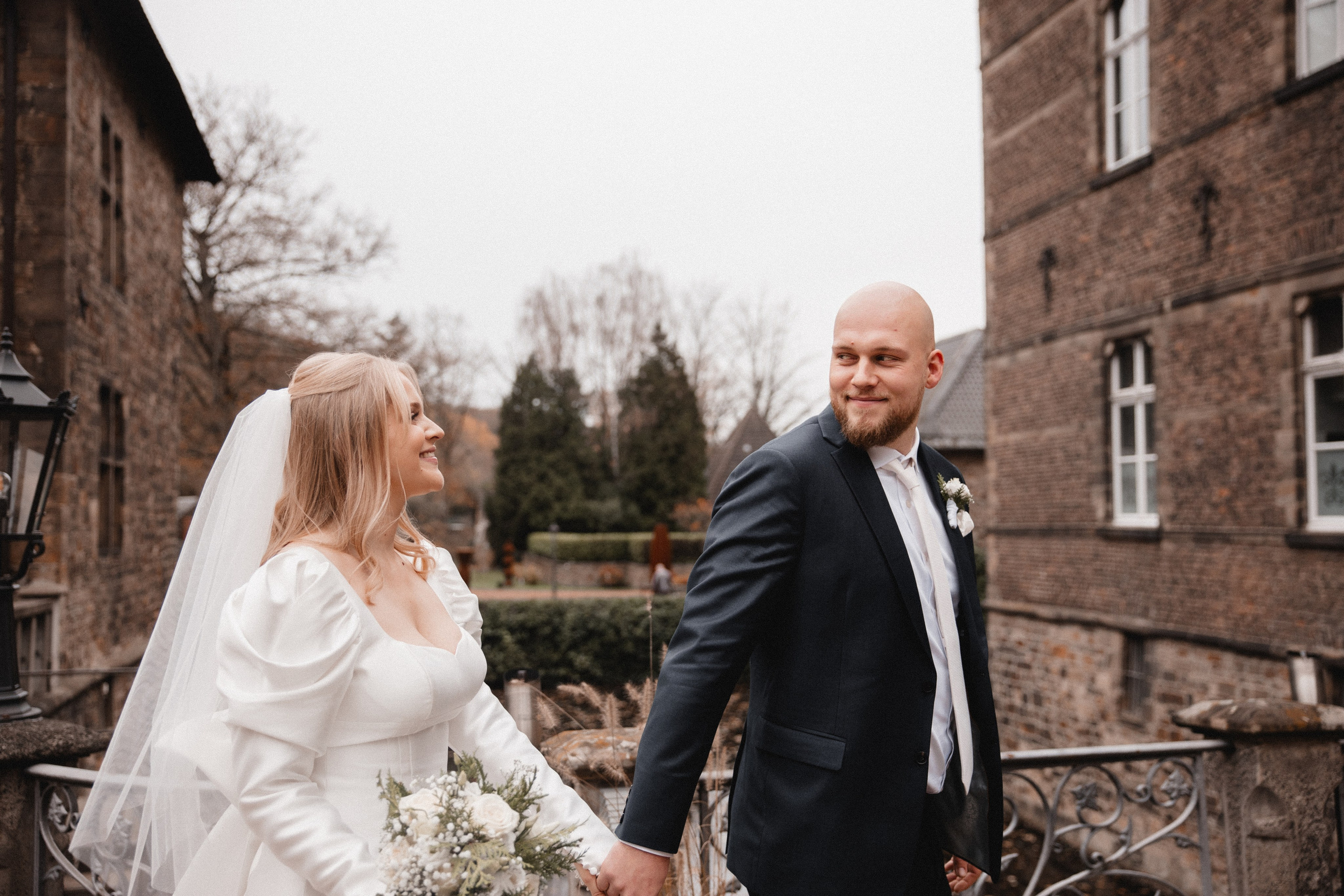 Louisa & Niklas | Schlosshotel Hugenpoet. Photographer in Bochum Dolia Halyna
