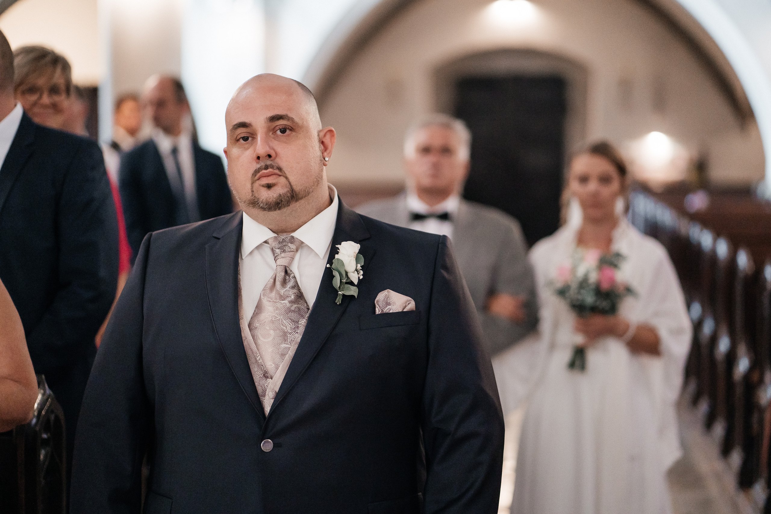 Tina und Dominik. Hallo, ich bin Nadya - Fotografin aus Linz, Oberösterreich