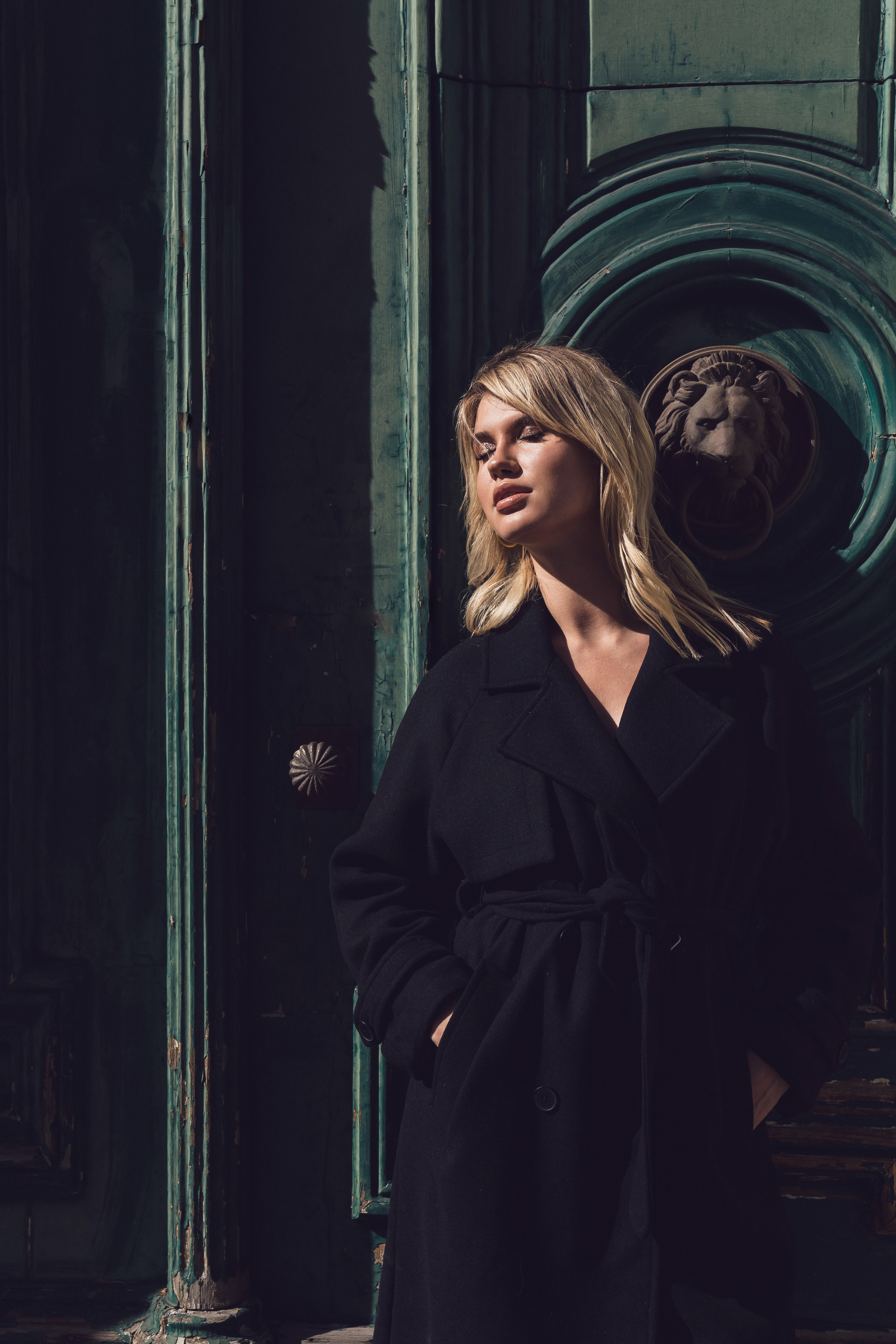 Frauen Porträt. Hallo, ich bin Nadya - Fotografin aus Linz, Oberösterreich