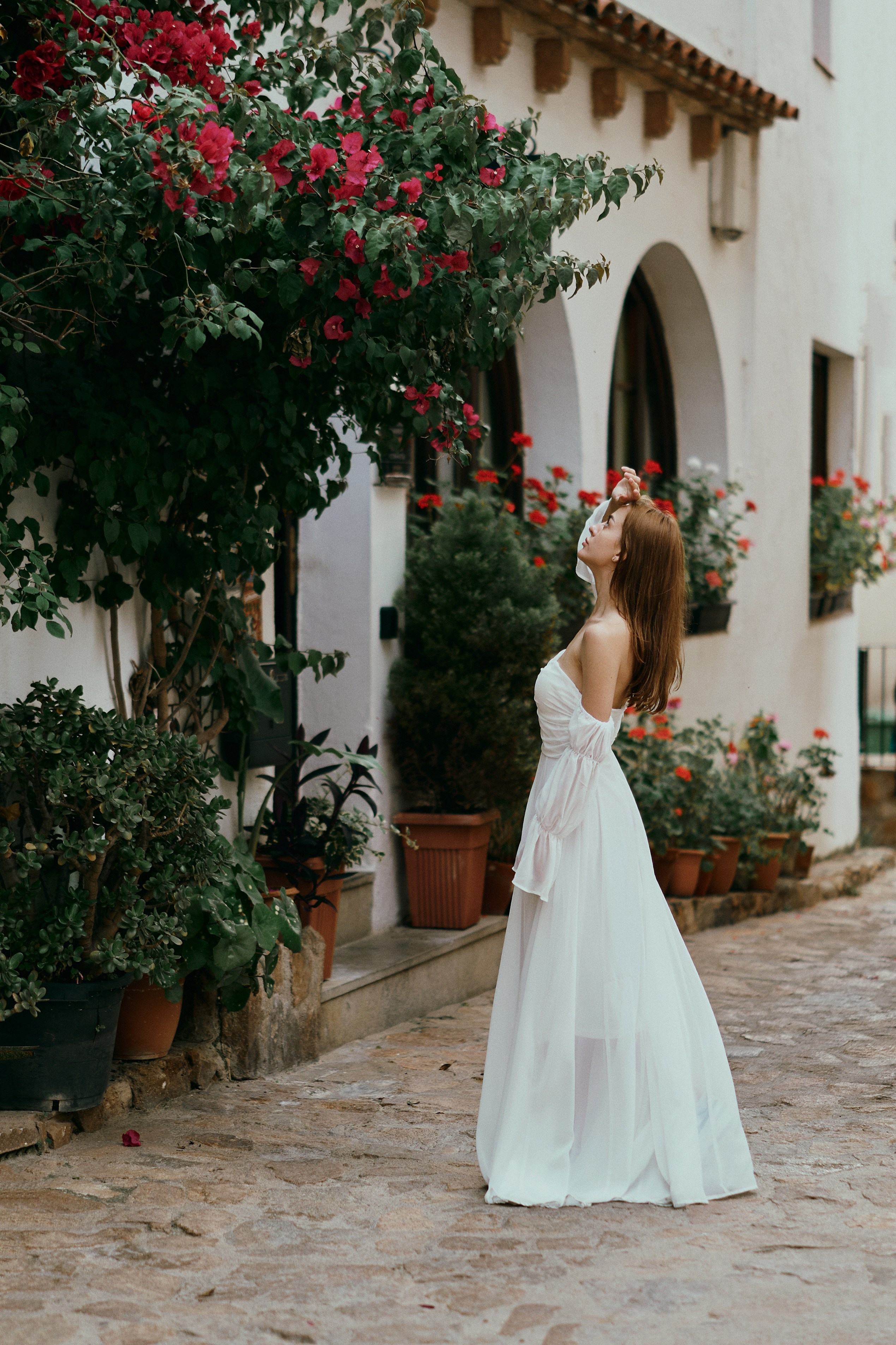 The runaway bride. Photographer in Barcelona Spain Zhanna Zakharchenko