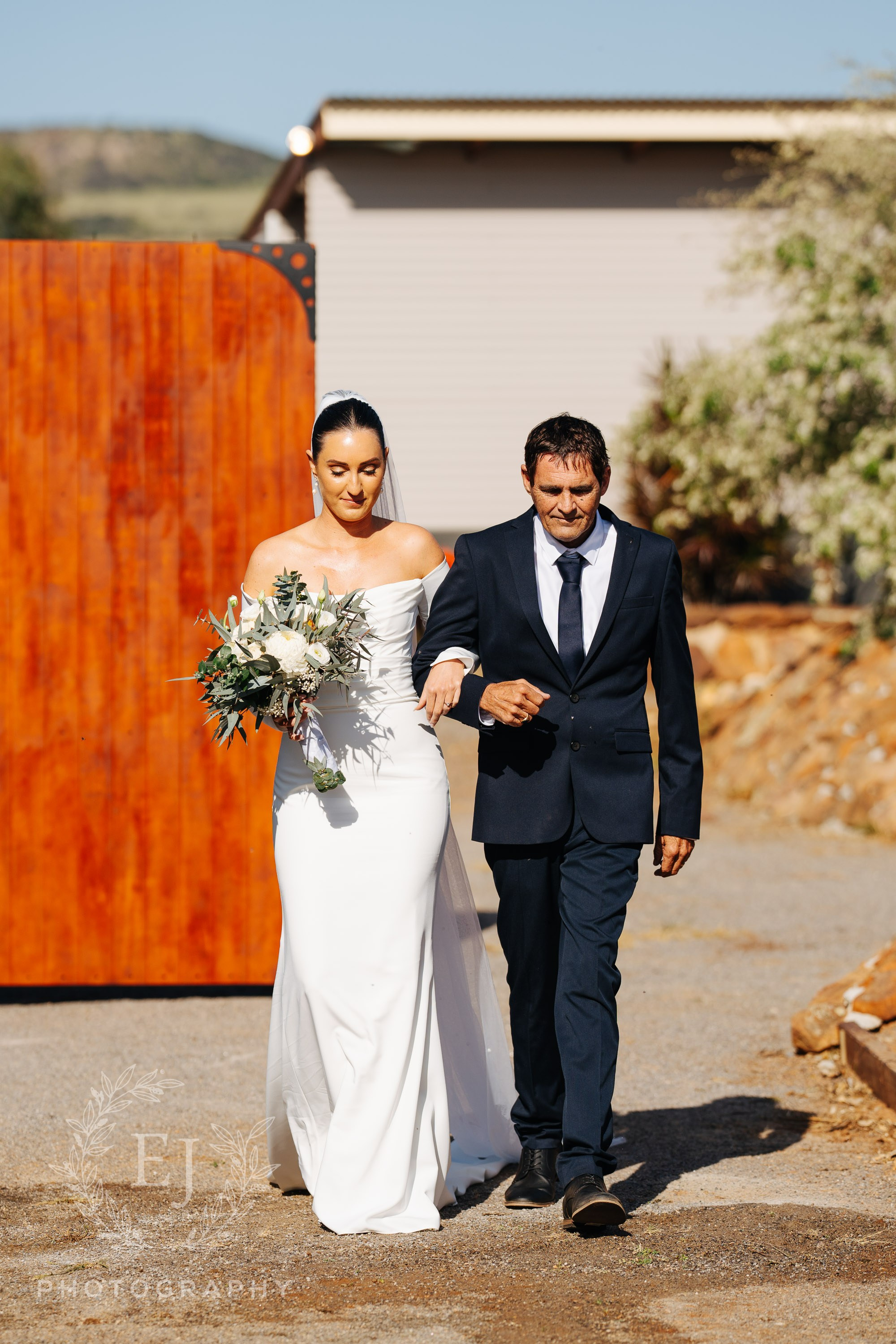 Amie & Jamie — Emu Creek Gardens, Geraldton. Emma Joy Photography