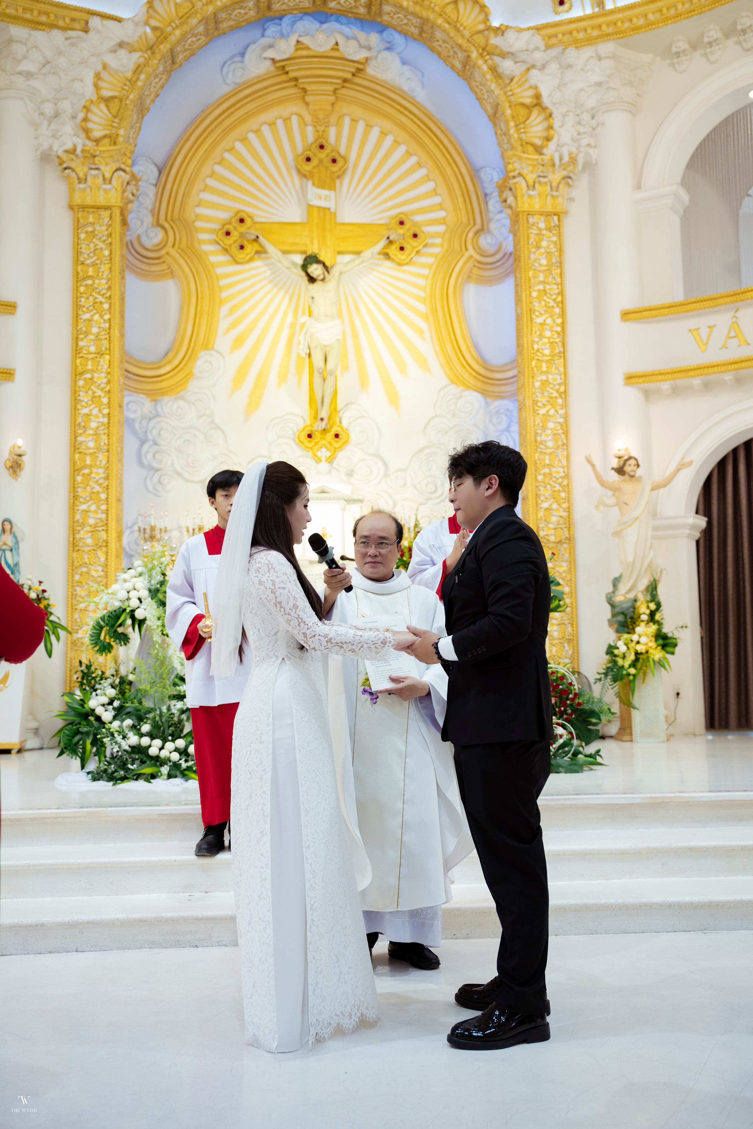 NHÀ THỜ — ANH & TRANG. WEDDING PHOTOGRAPHER IN VIETNAM