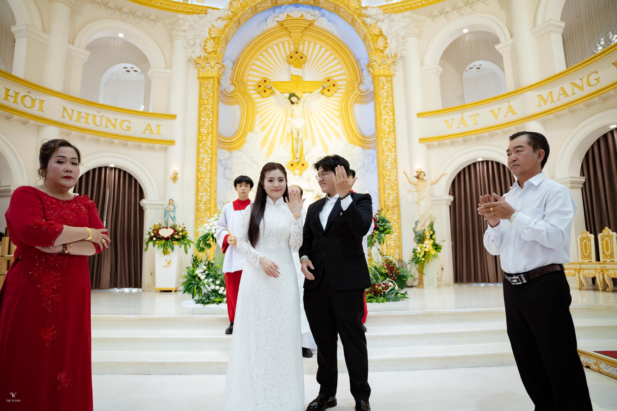 NHÀ THỜ — ANH & TRANG. WEDDING PHOTOGRAPHER IN VIETNAM