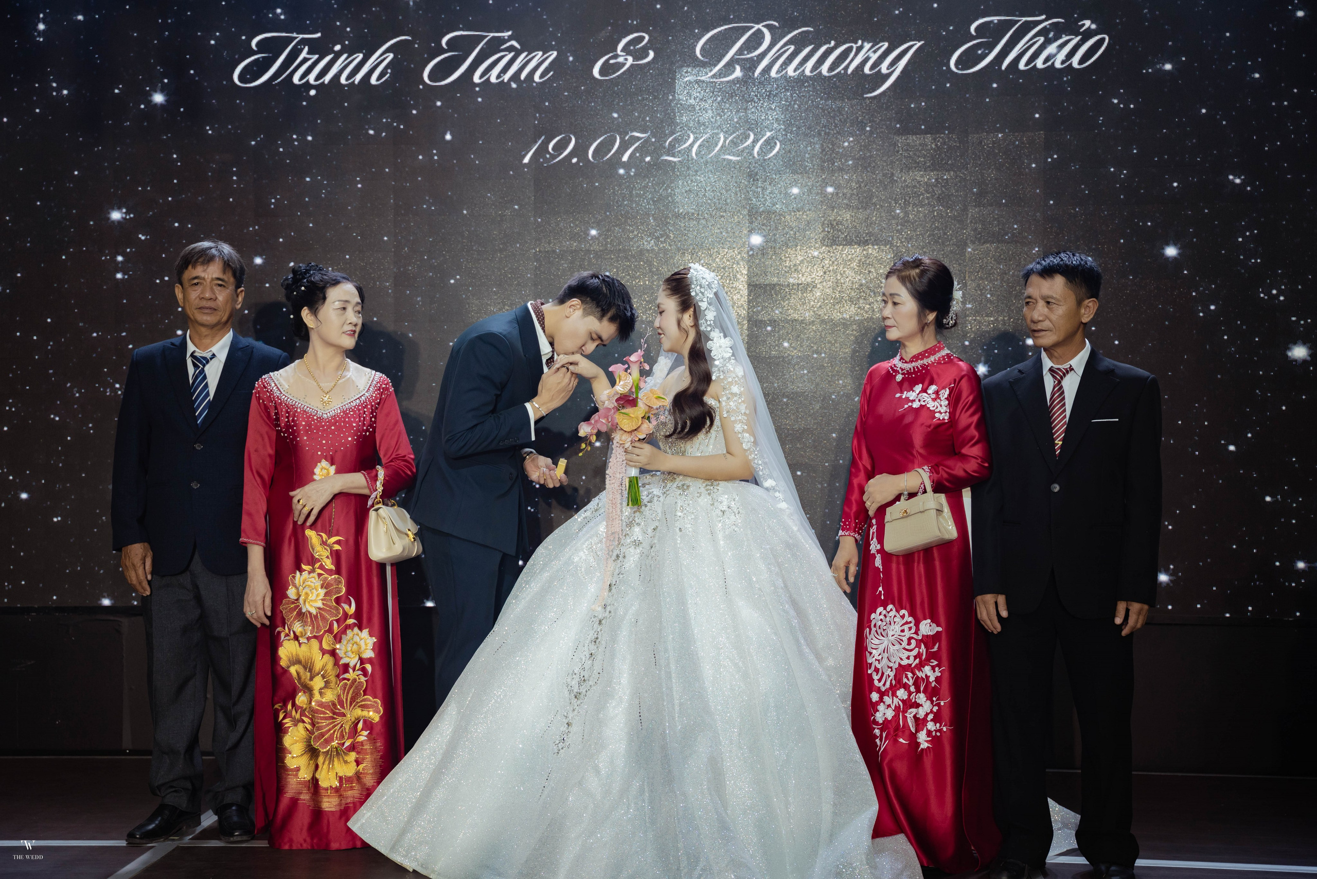 TAM & THAO. WEDDING PHOTOGRAPHER IN VIETNAM