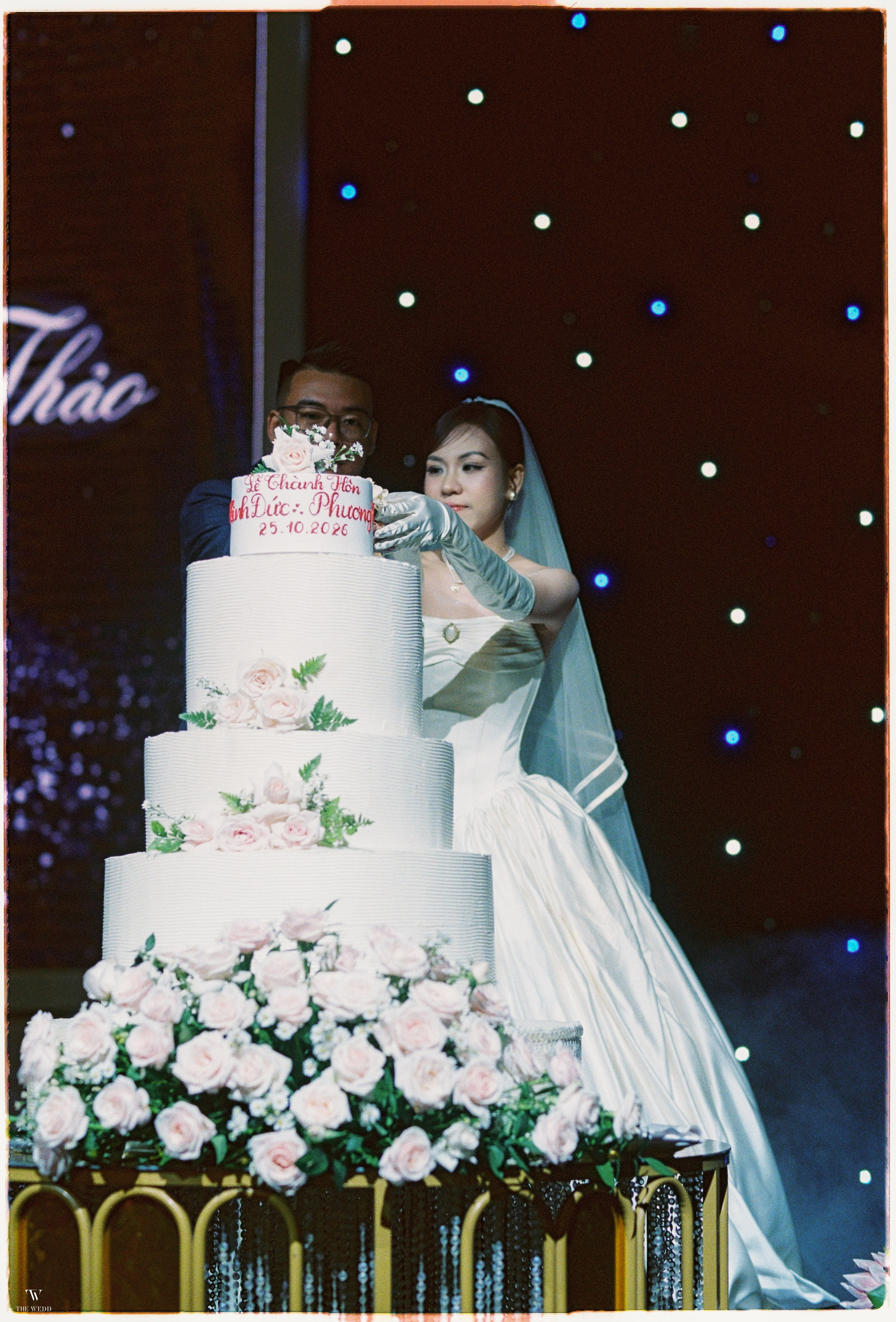 DUC & THAO. WEDDING PHOTOGRAPHER IN VIETNAM