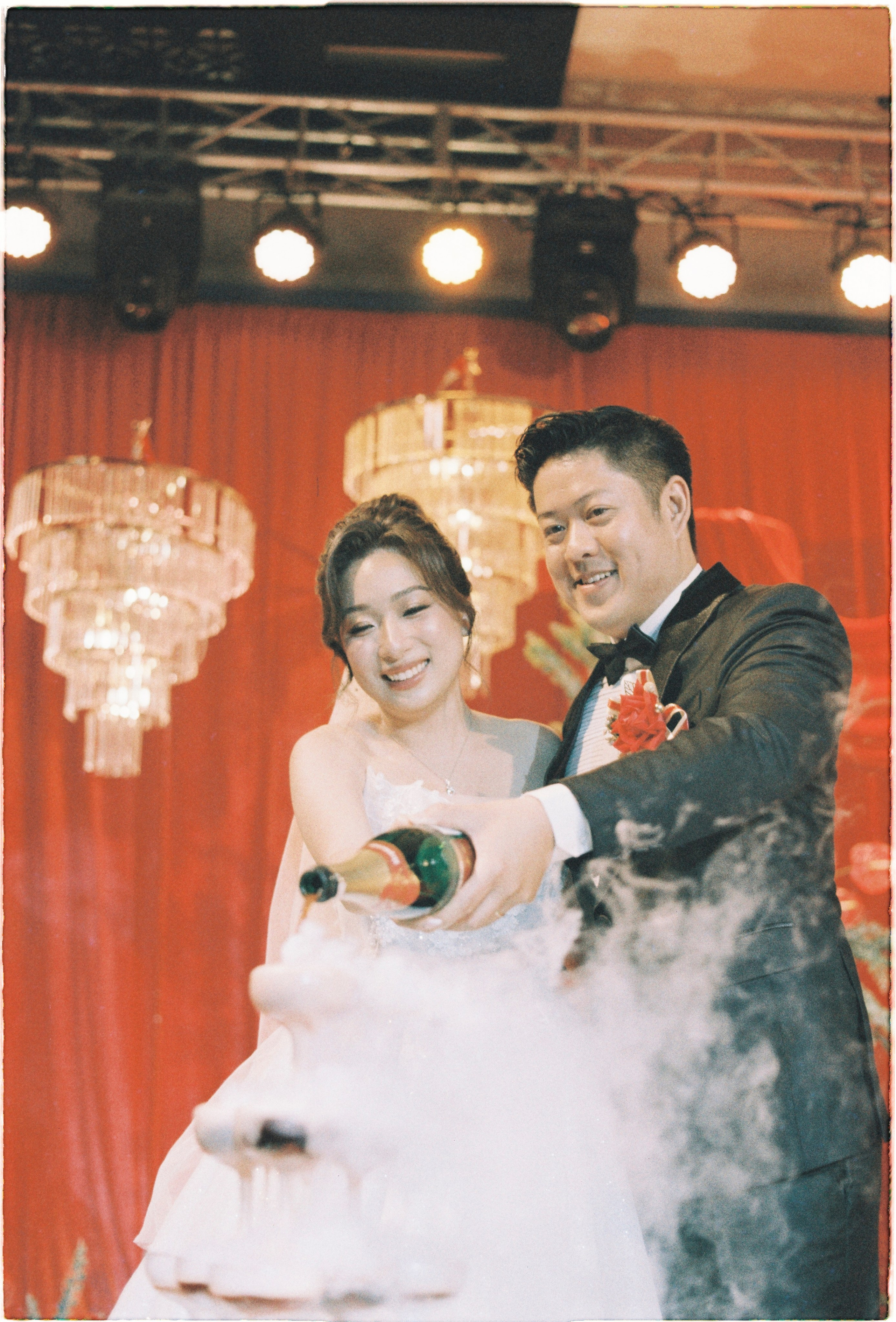 ERIC & NHA | VISON OUTDATE 500. WEDDING PHOTOGRAPHER IN VIETNAM