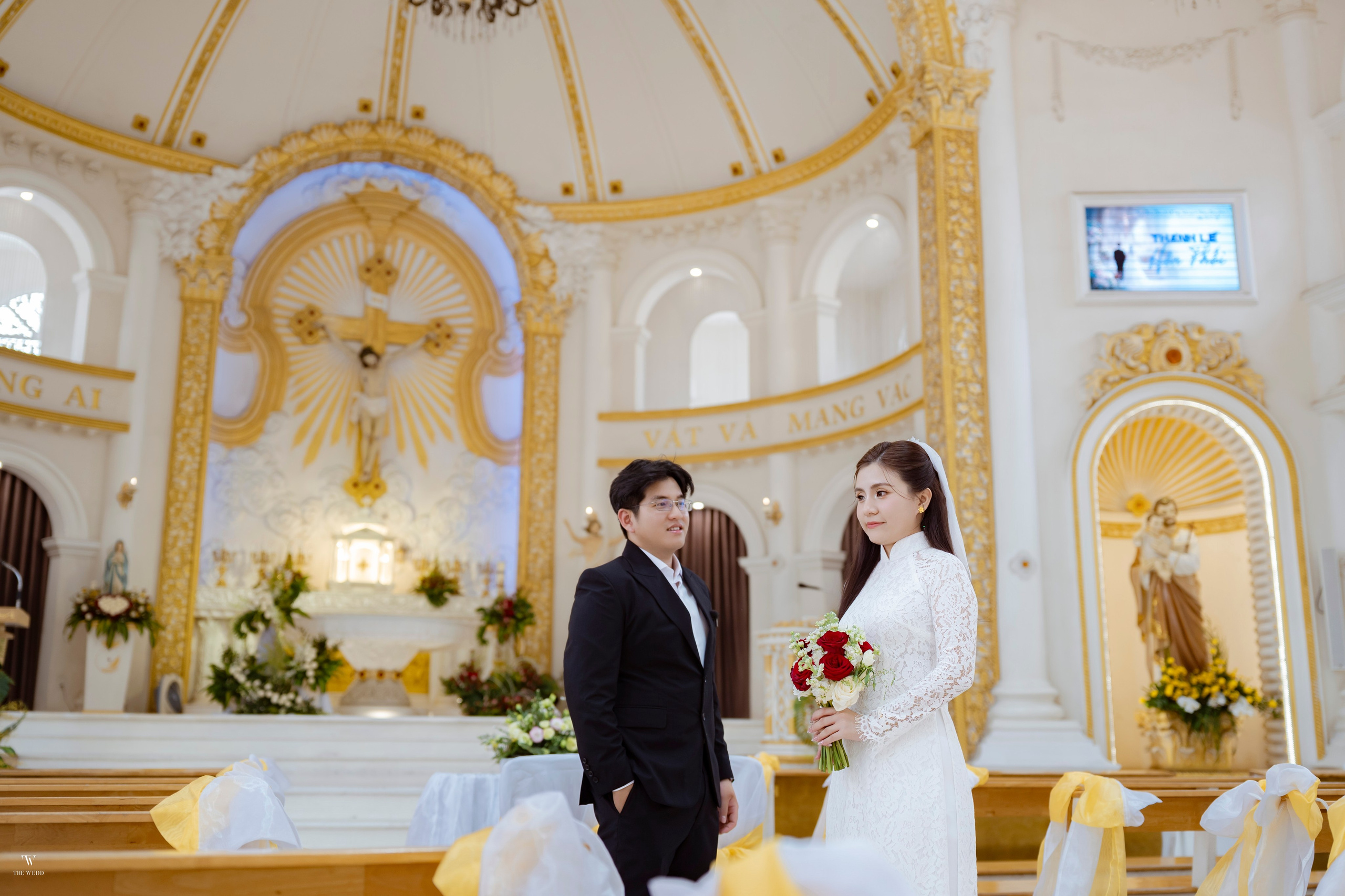 NHÀ THỜ — ANH & TRANG. WEDDING PHOTOGRAPHER IN VIETNAM