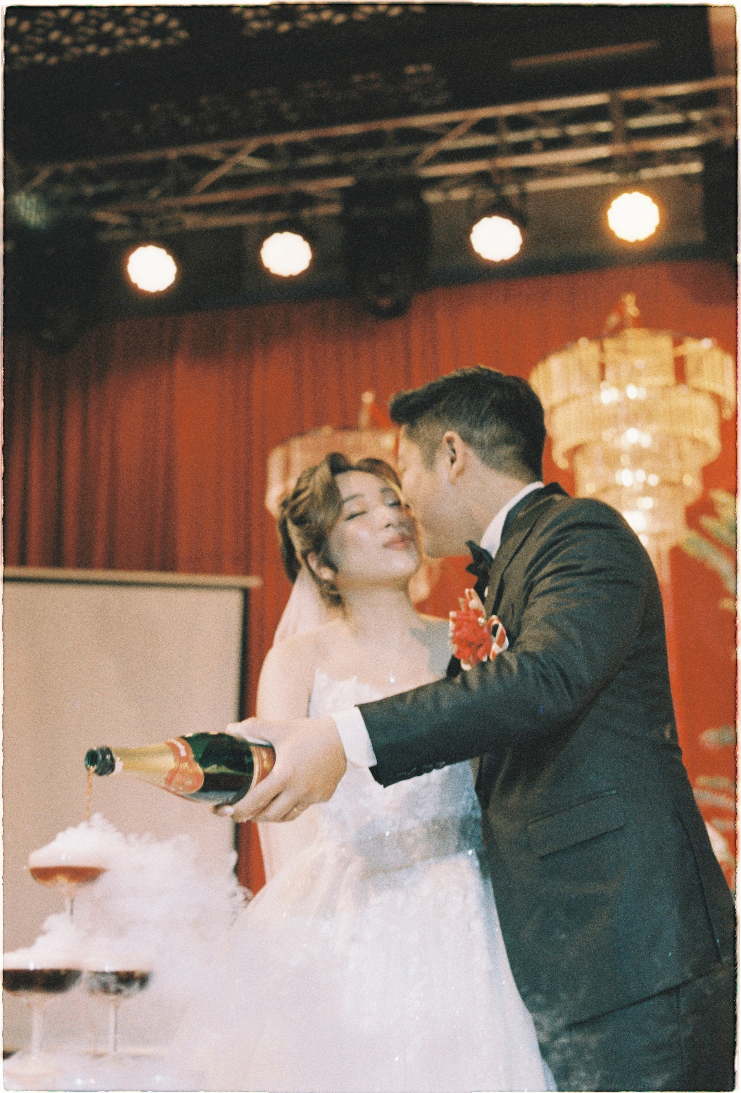 ERIC & NHA | VISON OUTDATE 500. WEDDING PHOTOGRAPHER IN VIETNAM