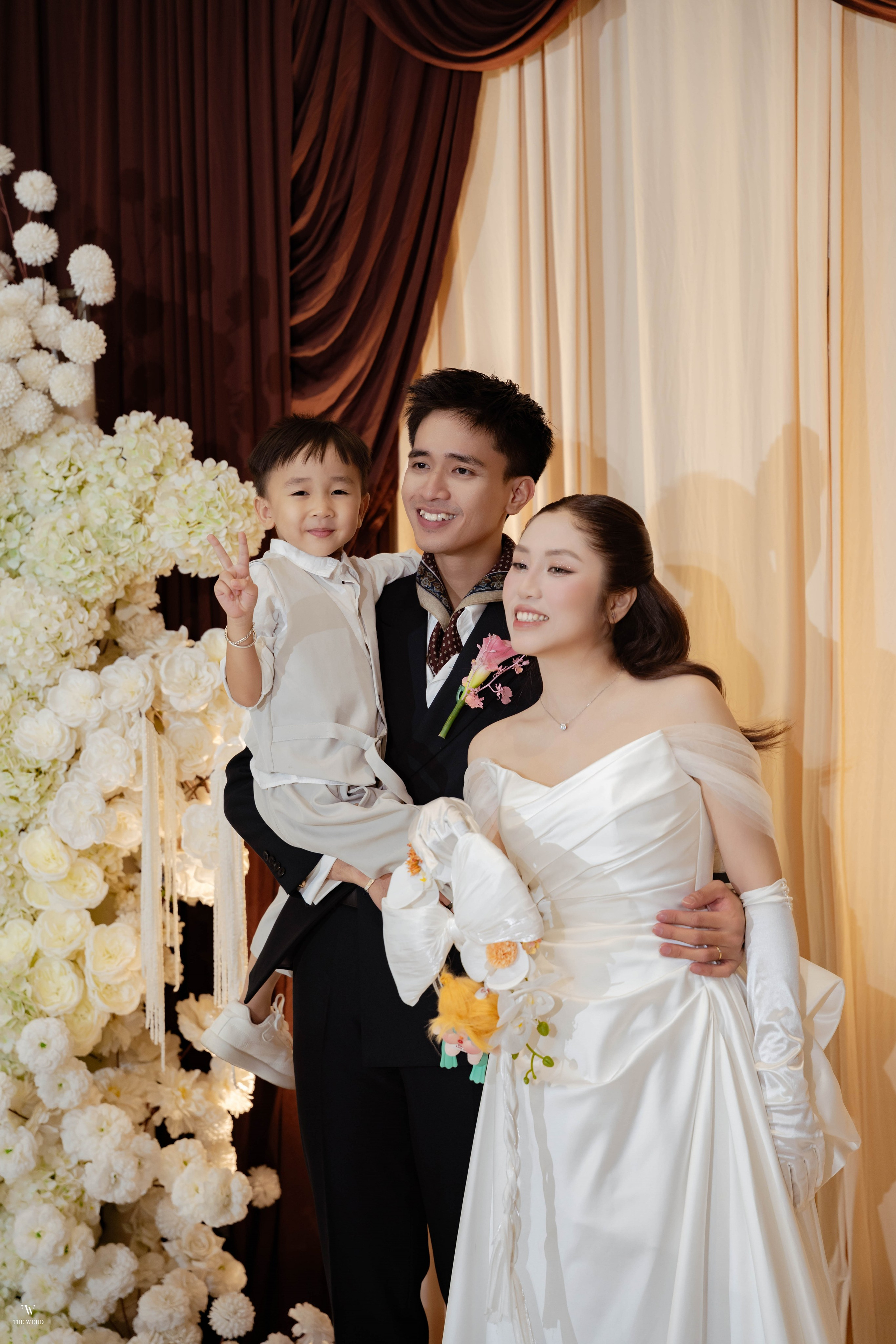 TAM & THAO. WEDDING PHOTOGRAPHER IN VIETNAM