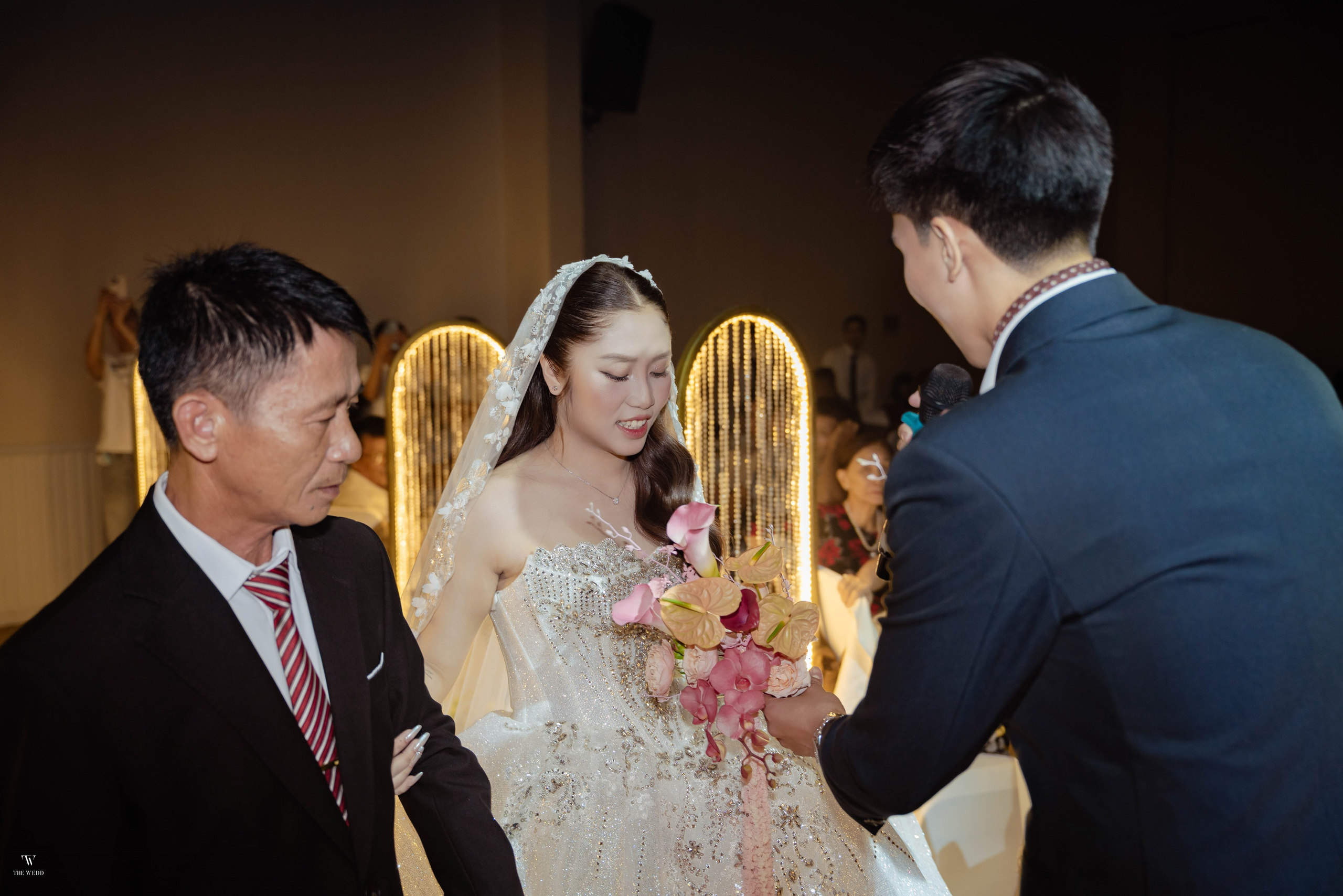 TAM & THAO. WEDDING PHOTOGRAPHER IN VIETNAM