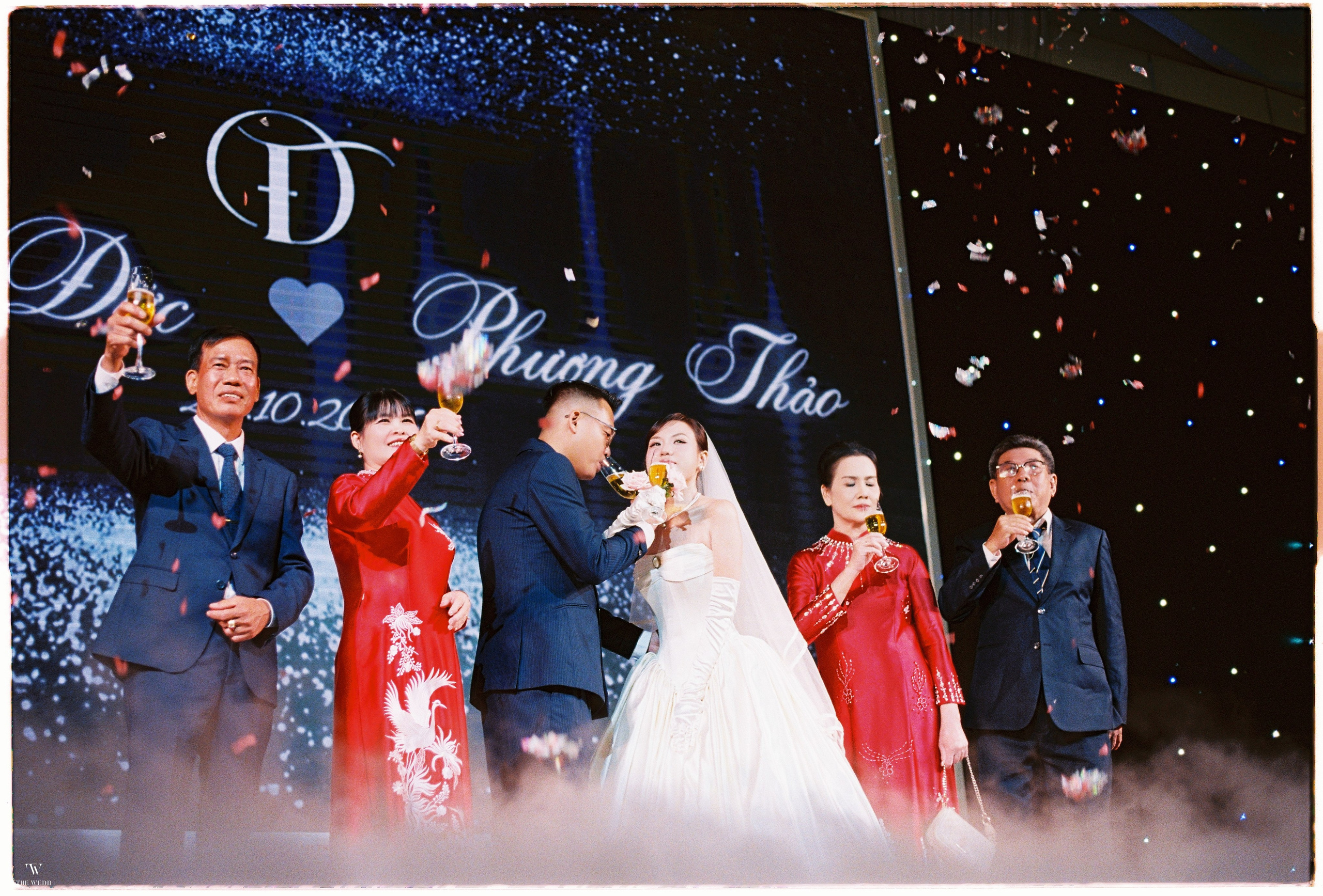 DUC & THAO. WEDDING PHOTOGRAPHER IN VIETNAM
