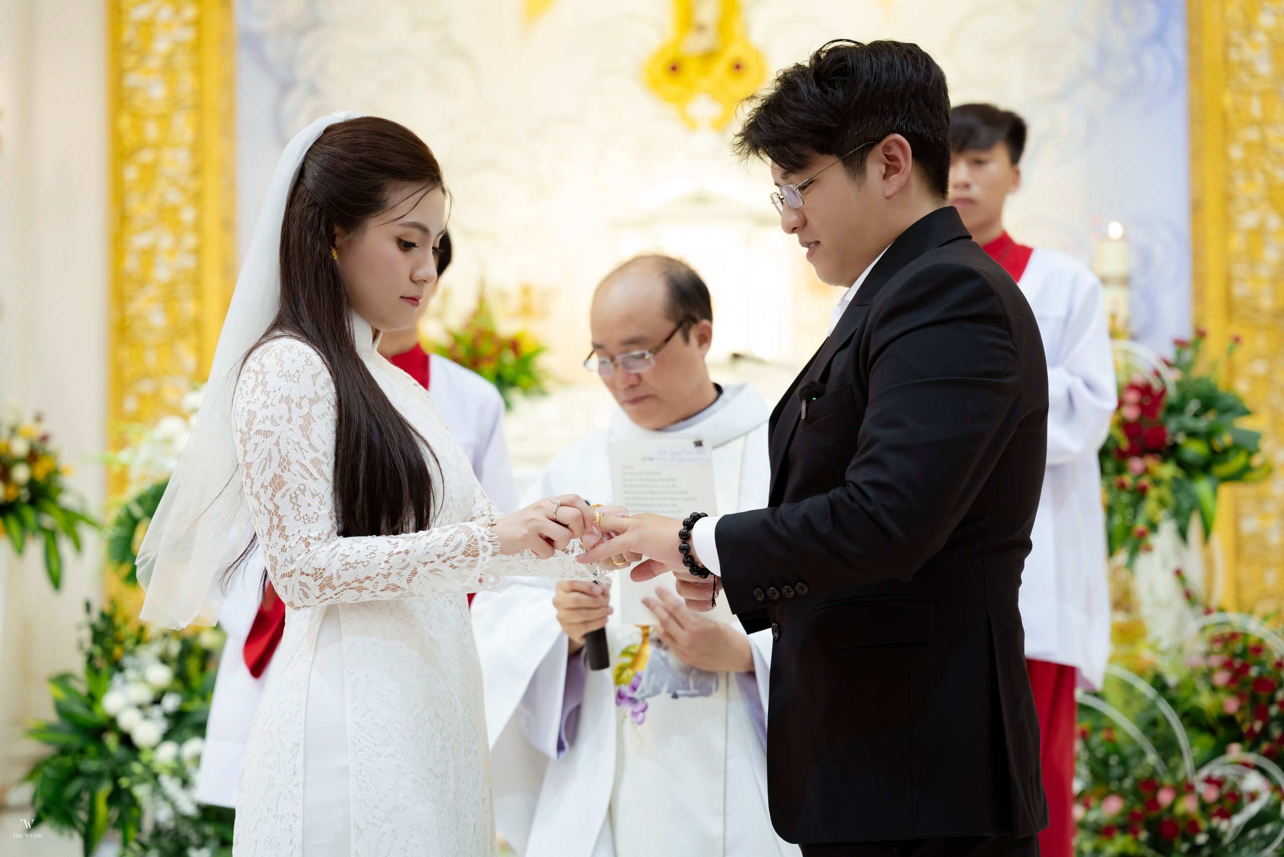 NHÀ THỜ — ANH & TRANG. WEDDING PHOTOGRAPHER IN VIETNAM