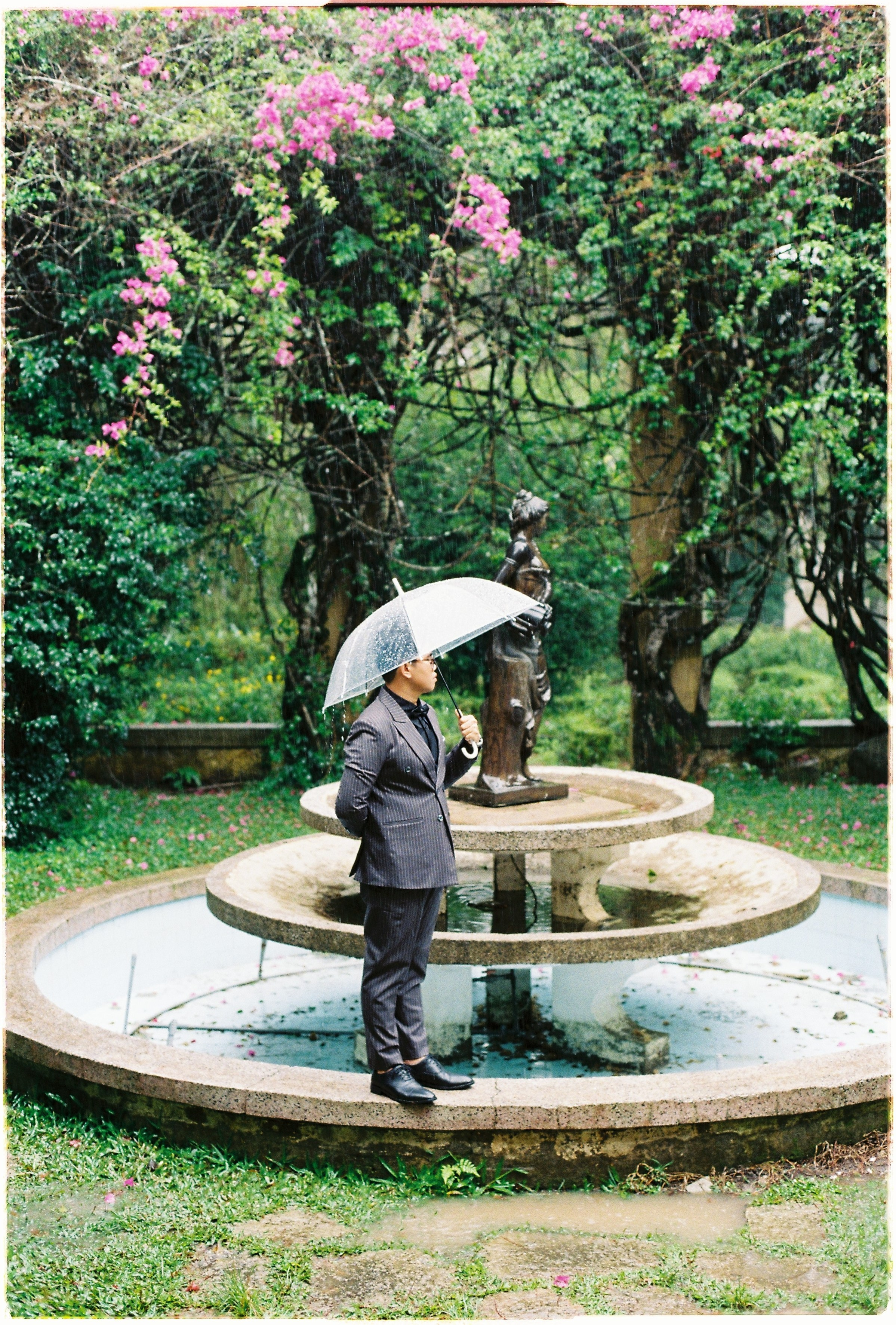 THANG & YEN | KODAK ULTRAMAX400. WEDDING PHOTOGRAPHER IN VIETNAM