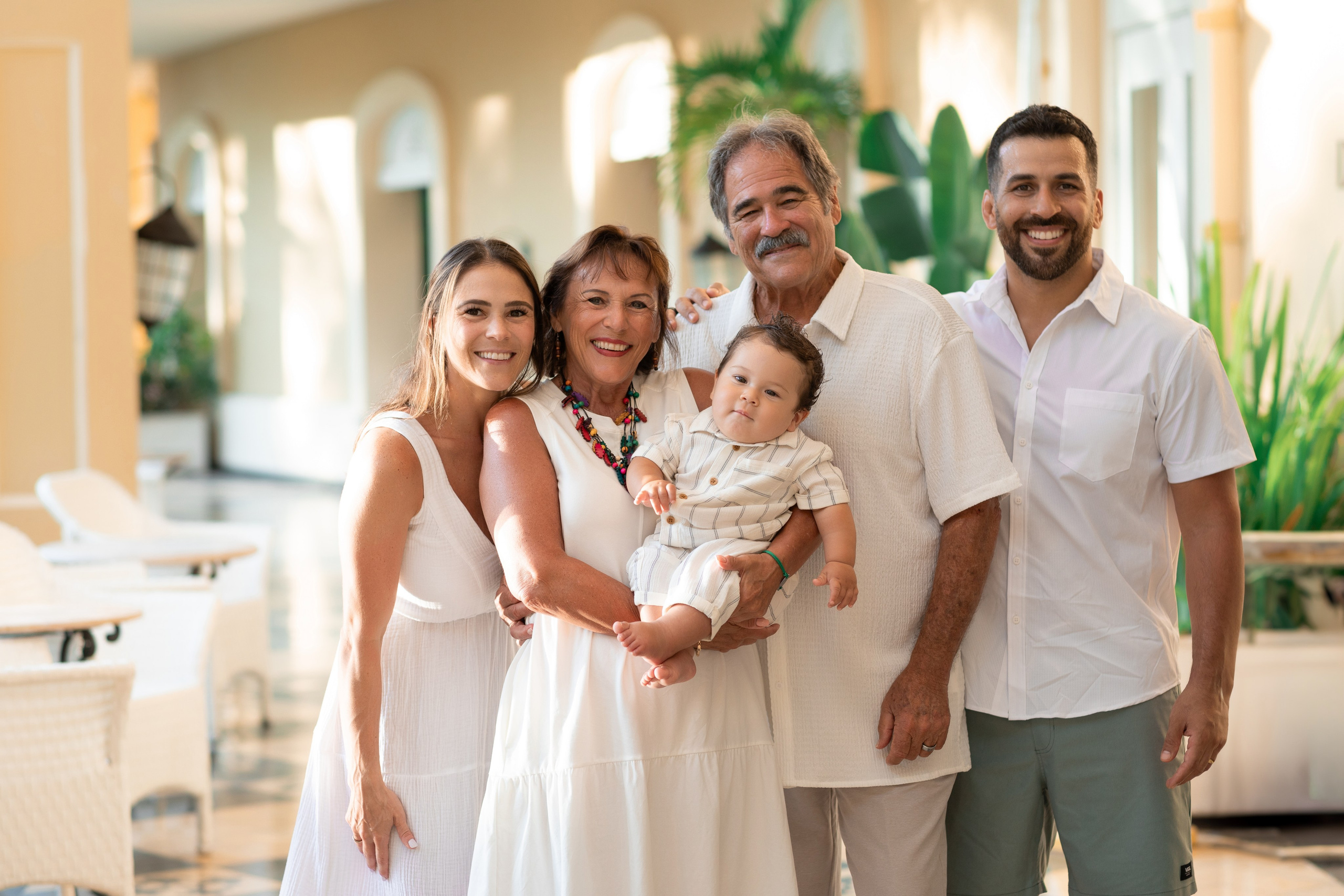 Sesion familiar en Emerald Bay Pueblo Bonito para Michelle. Виктория Кастельянос. Русскоязычный фотограф в Мексике