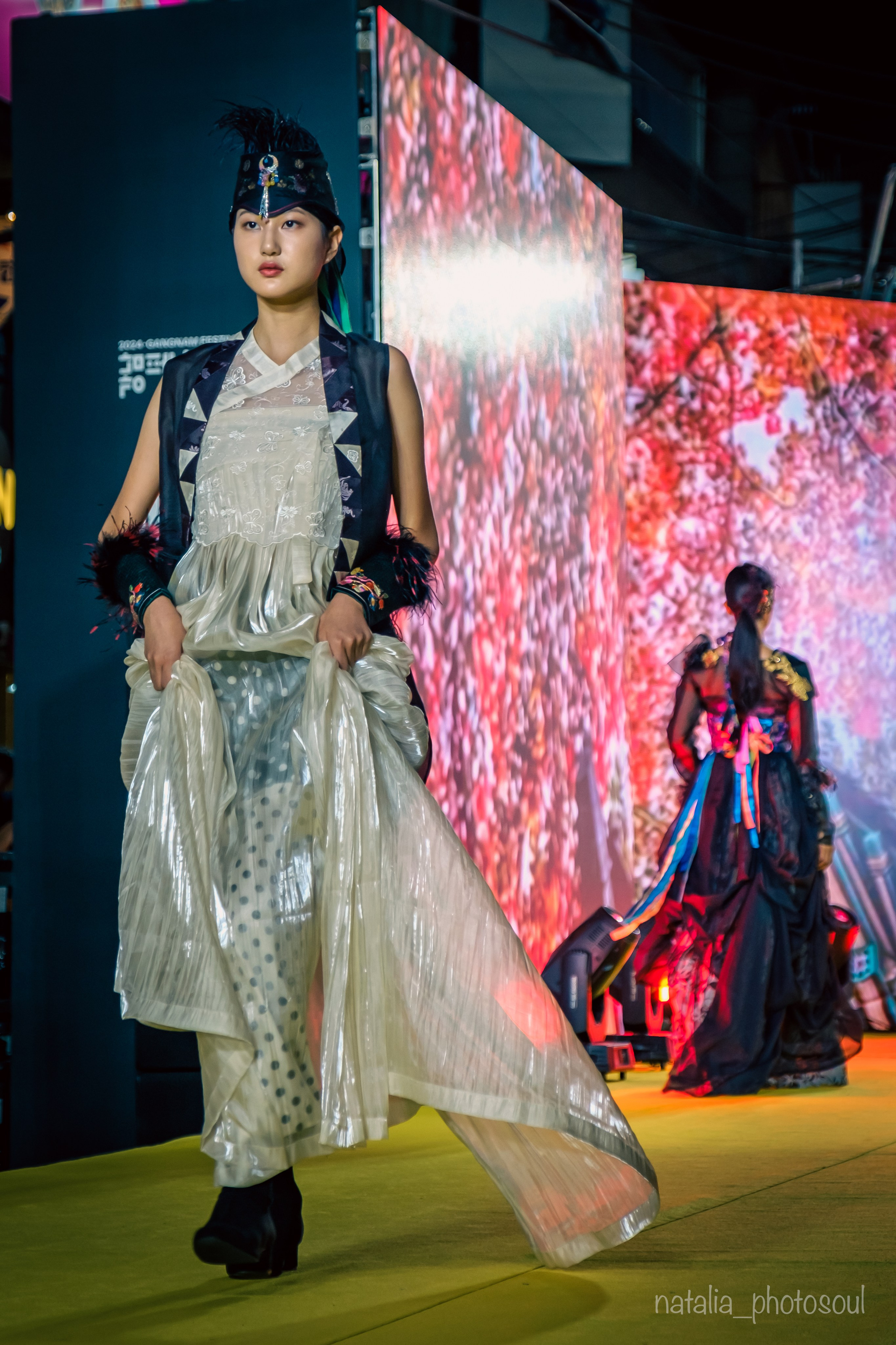 KOREAN TRADITIONAL COSTUME. Photographer in Seoul Dobrokvashina Natalya