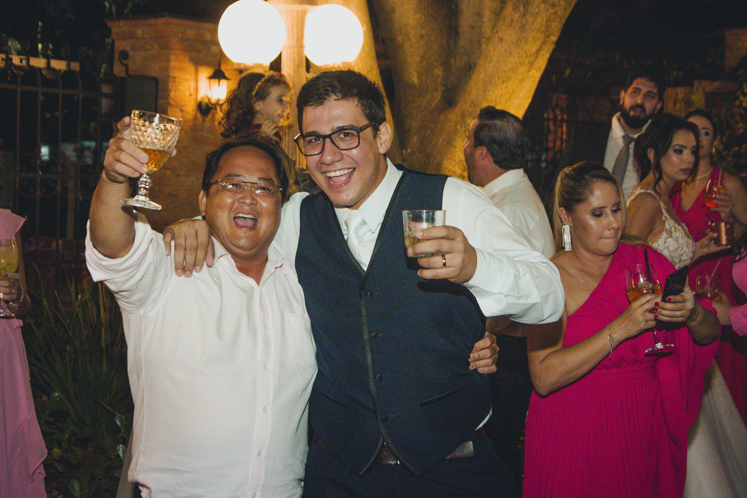 Maynara e Eder. Fotógrafos de casamento. empresas, família em Catanduva SP e região, Casal Gonçales