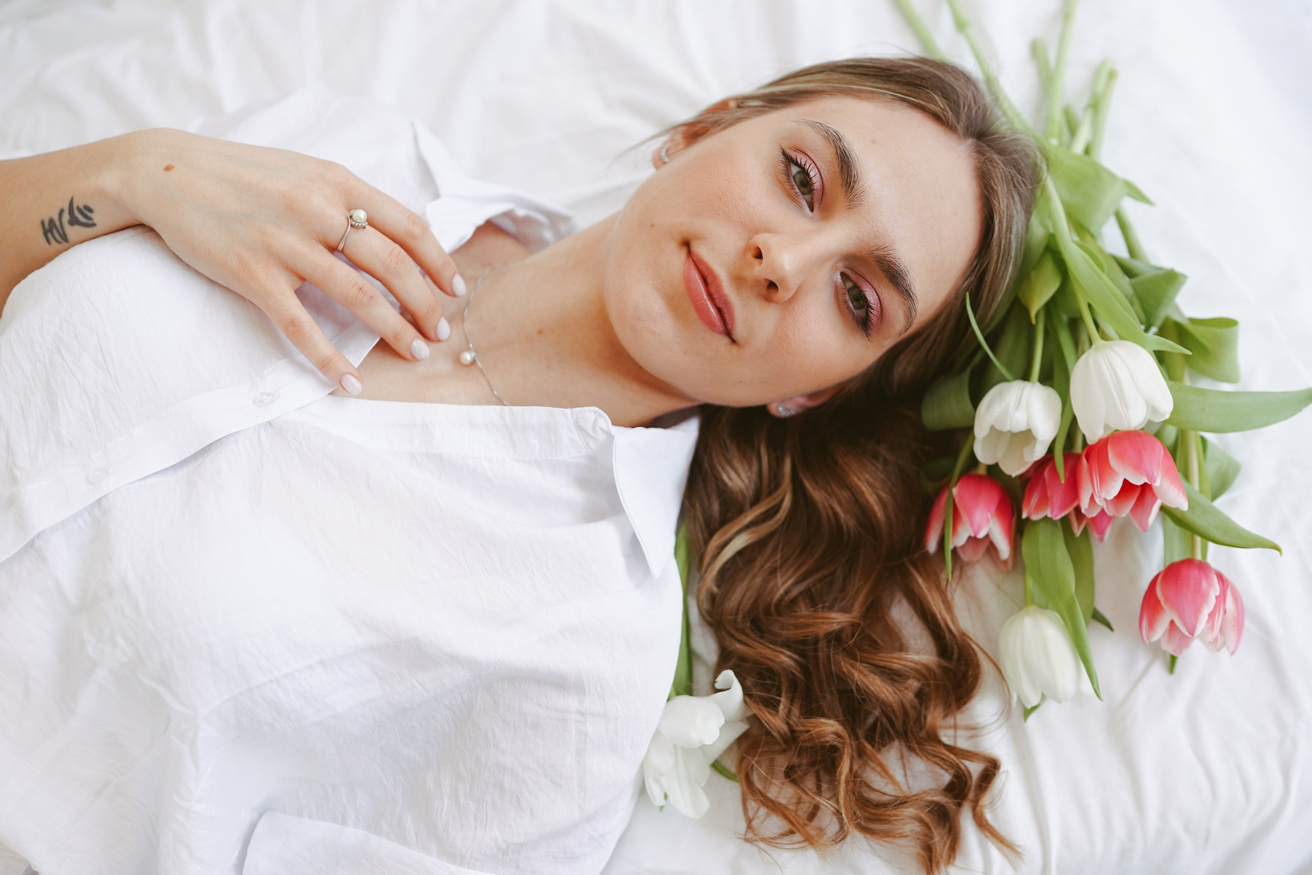 Fotografie de Portret Brașov | Artist Mădălina Beda. Madalina Beda- Artist vizual, fotograf, doula la nastere, consultant babywearing Brasov si in toata tara