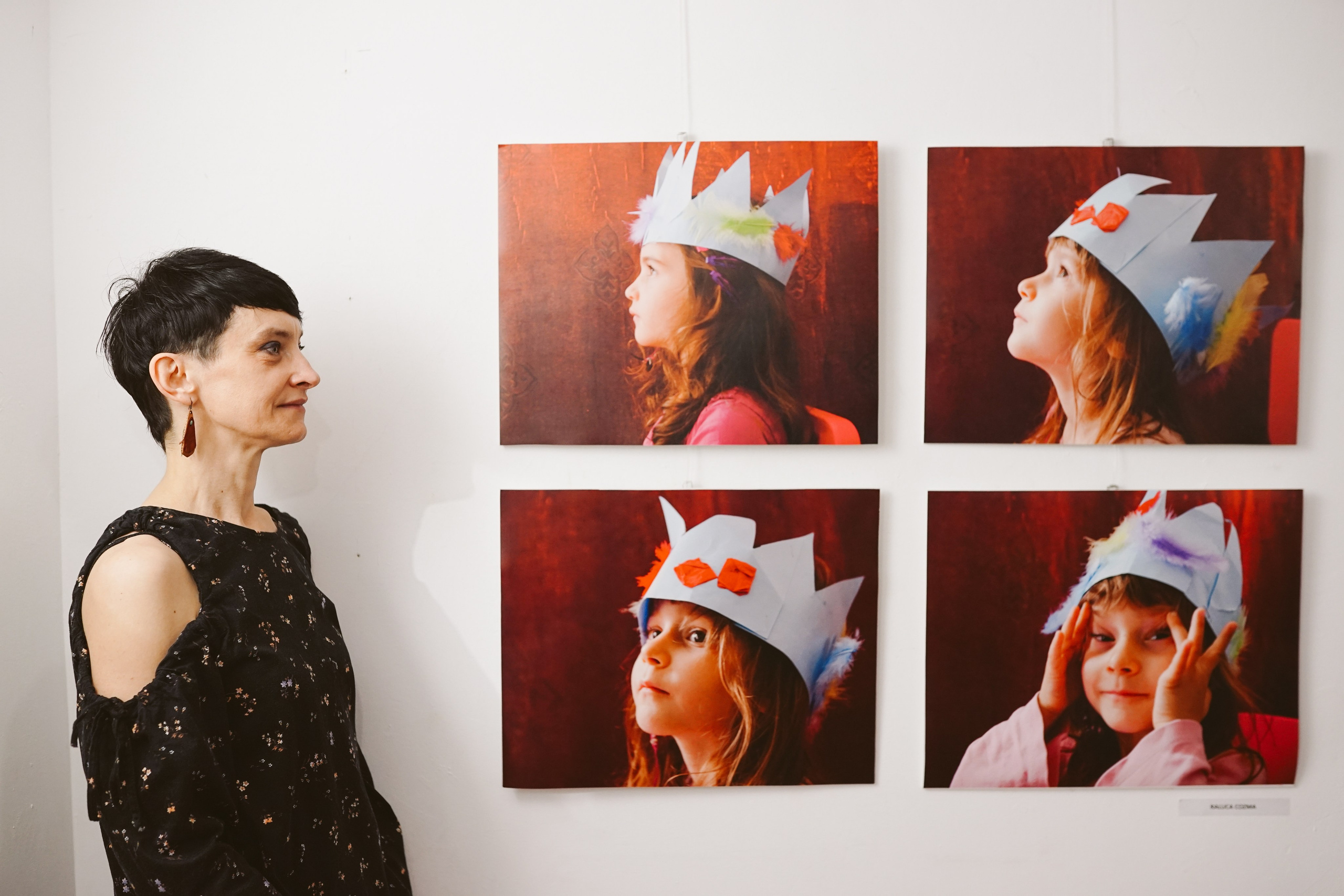 Tu nu știi Viata? Expoziție Univers Ludic | Mădălina Beda. Madalina Beda- Artist vizual, fotograf, doula la nastere, consultant babywearing Brasov si in toata tara