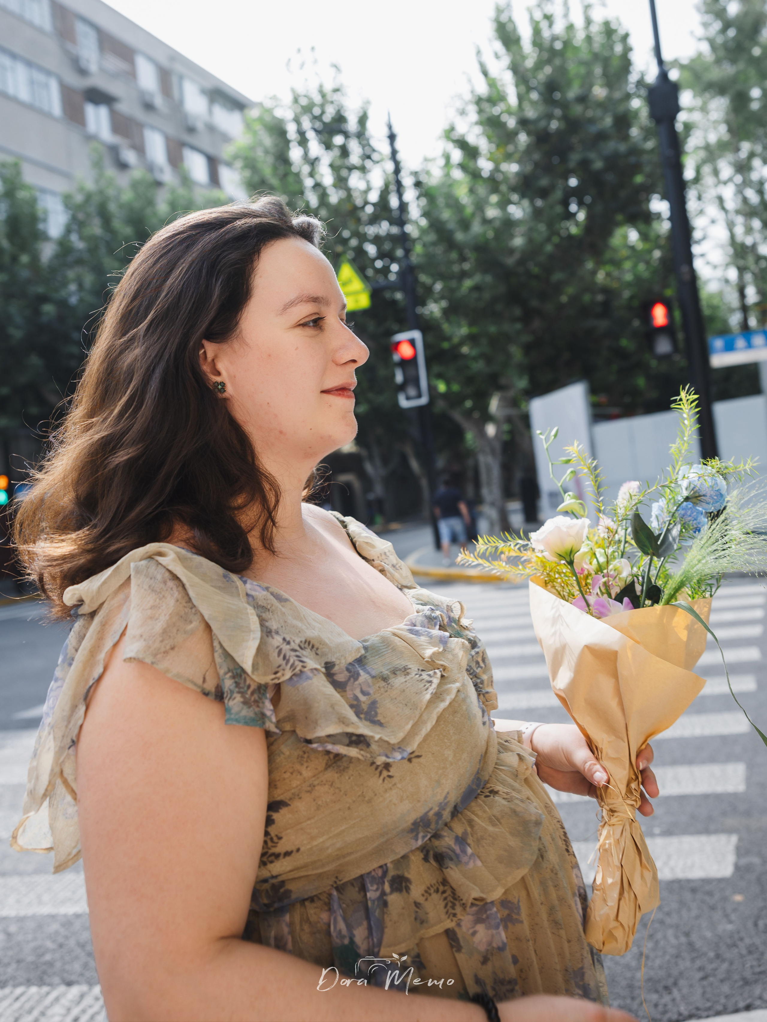 Shanghai Maternity Photographer | A Relaxed Pregnancy Session in the Former French Concession
