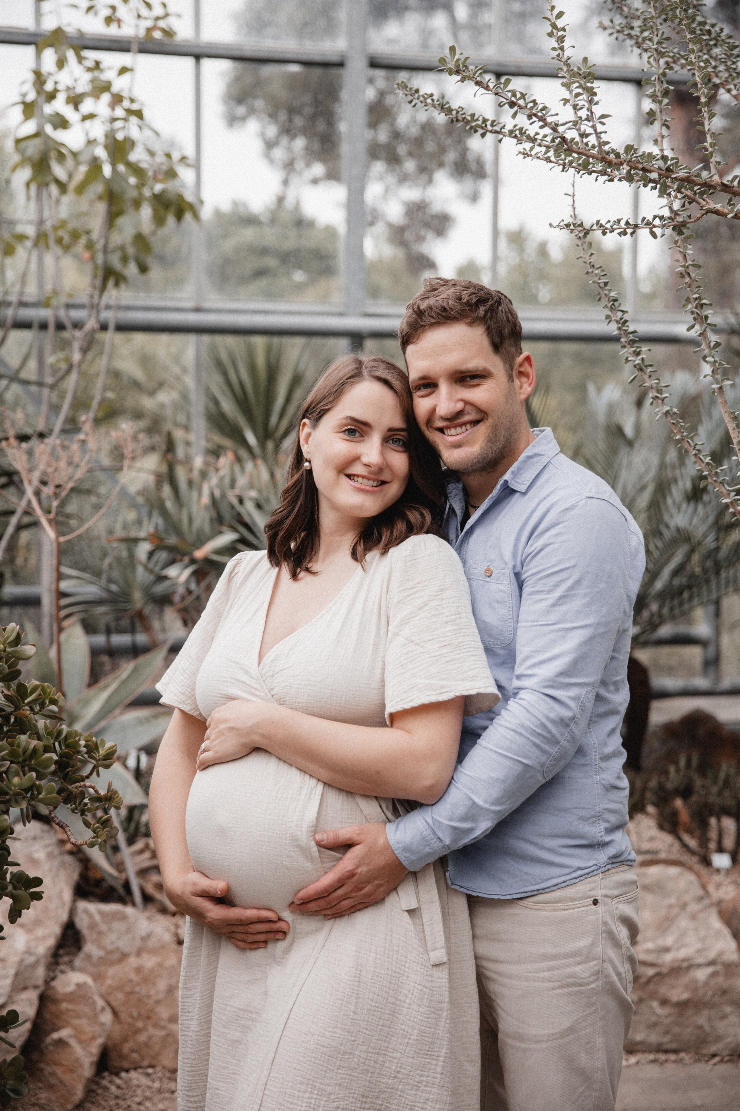 Babybauch Shooting im Botanischen Garten Bochum | Reiche Fotografie. Hochzeitsfotografin Bochum | Halyna Reiche Fotografie NRW