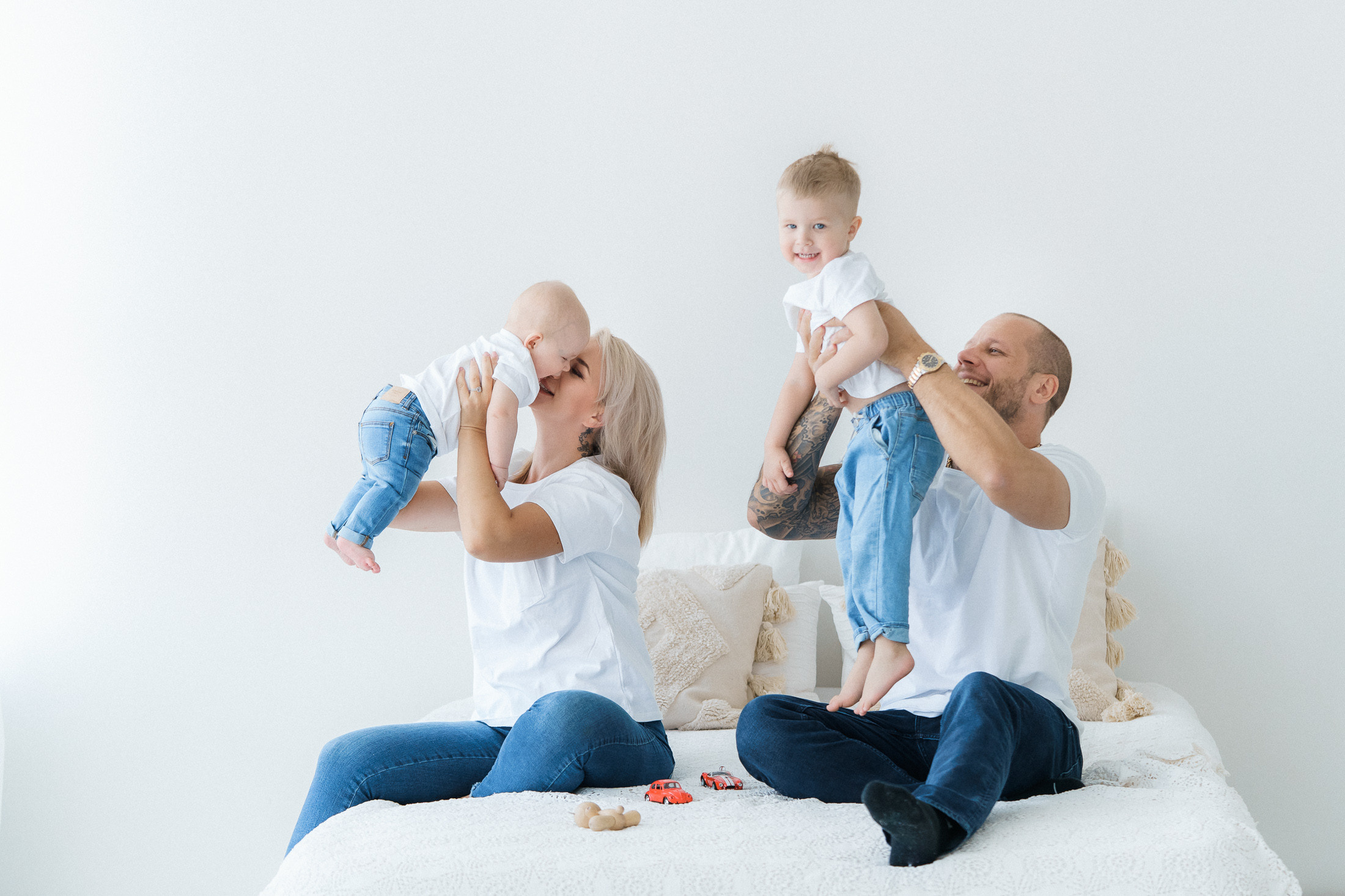 Perhekuvaus Helsingissä – Kauniita Hetkiä ja Ikimuistoisia Kuvia Perheellesi