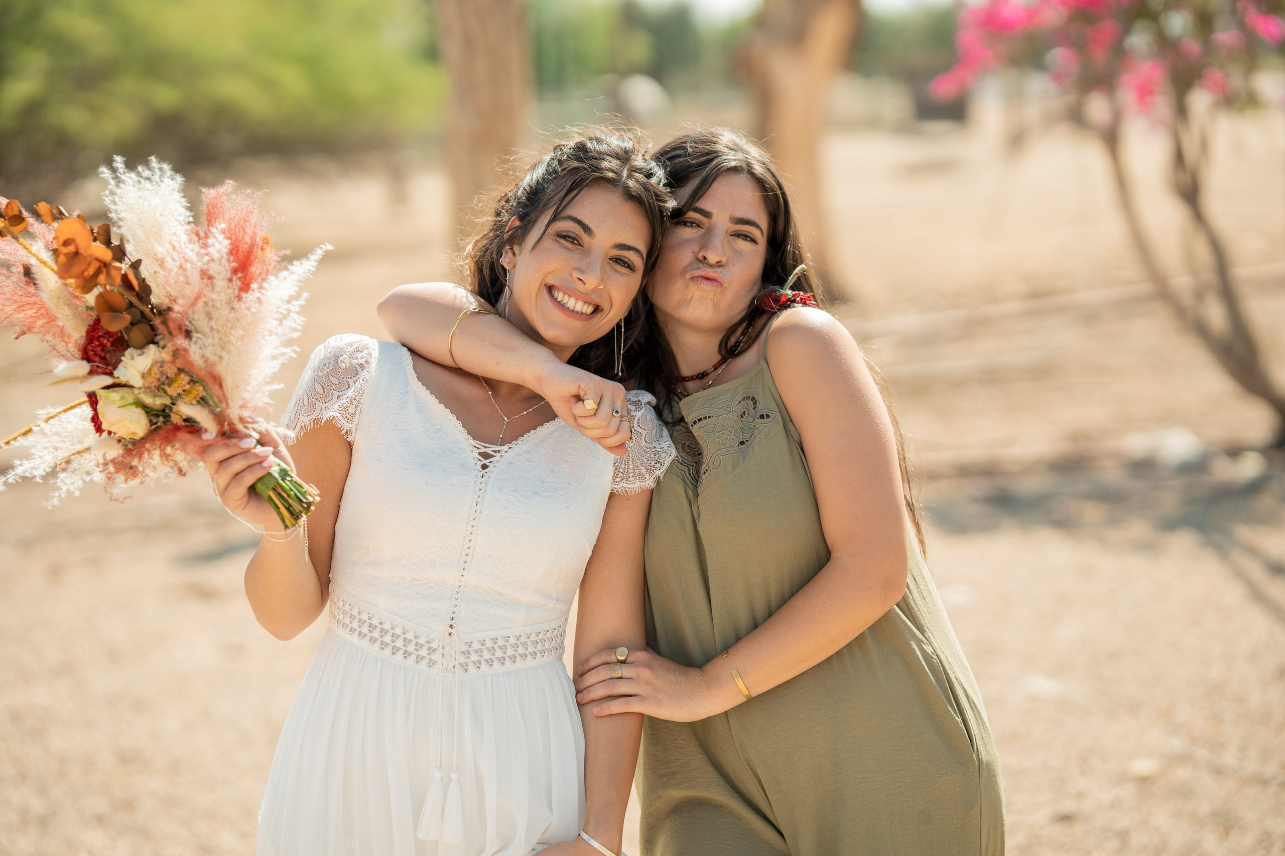 אביה ואחיה. יוסף מזרחי צילום חתונה, ברית וזוגיות. צלם מקצועי שאוהב להוציא אתכם הכי יפים ברגעים הכי מרגשים