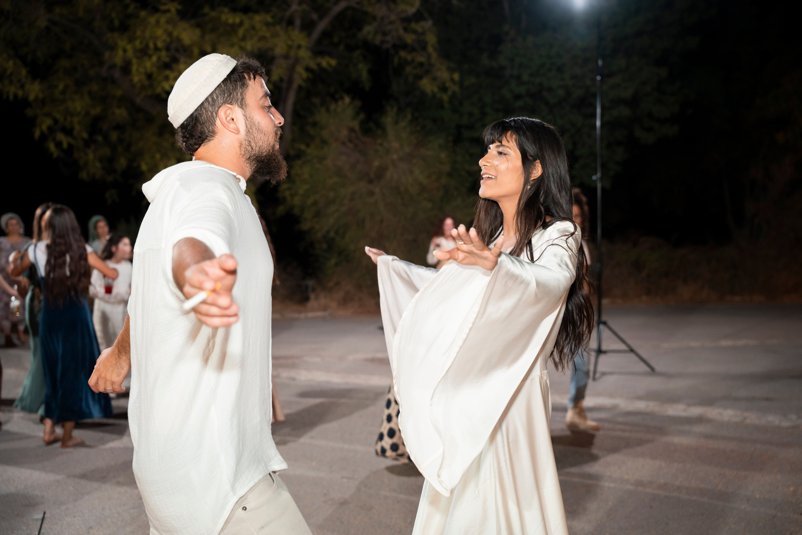 עדן ושלהבת. יוסף מזרחי צילום חתונה, ברית וזוגיות. צלם מקצועי שאוהב להוציא אתכם הכי יפים ברגעים הכי מרגשים