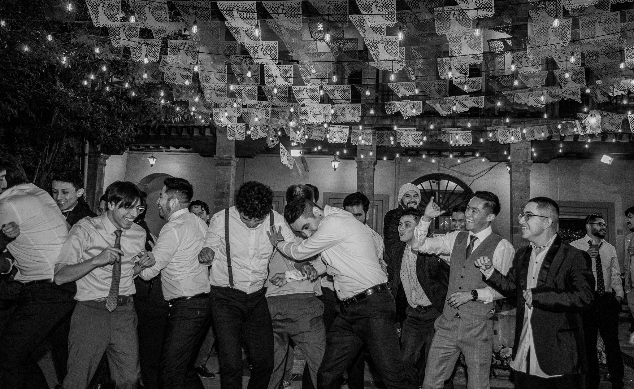 Ana & Lalo. Wedding and family photographer in Mexico City