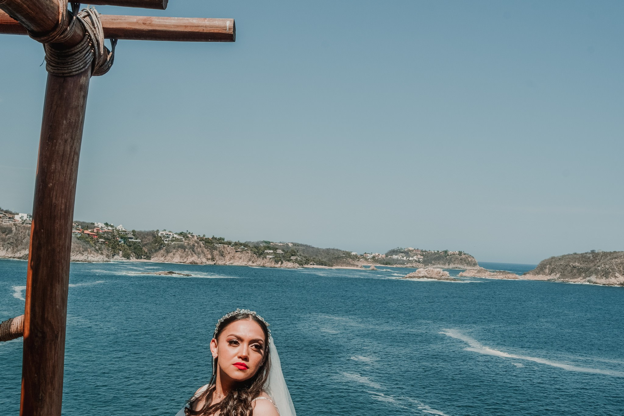 Silvia & Julio / Huatulco. Wedding and family photographer in Mexico City