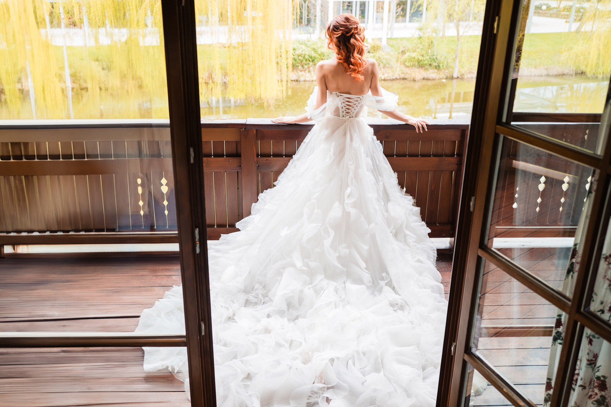 Fotografii artistice cu mireasa in ziua nuntii