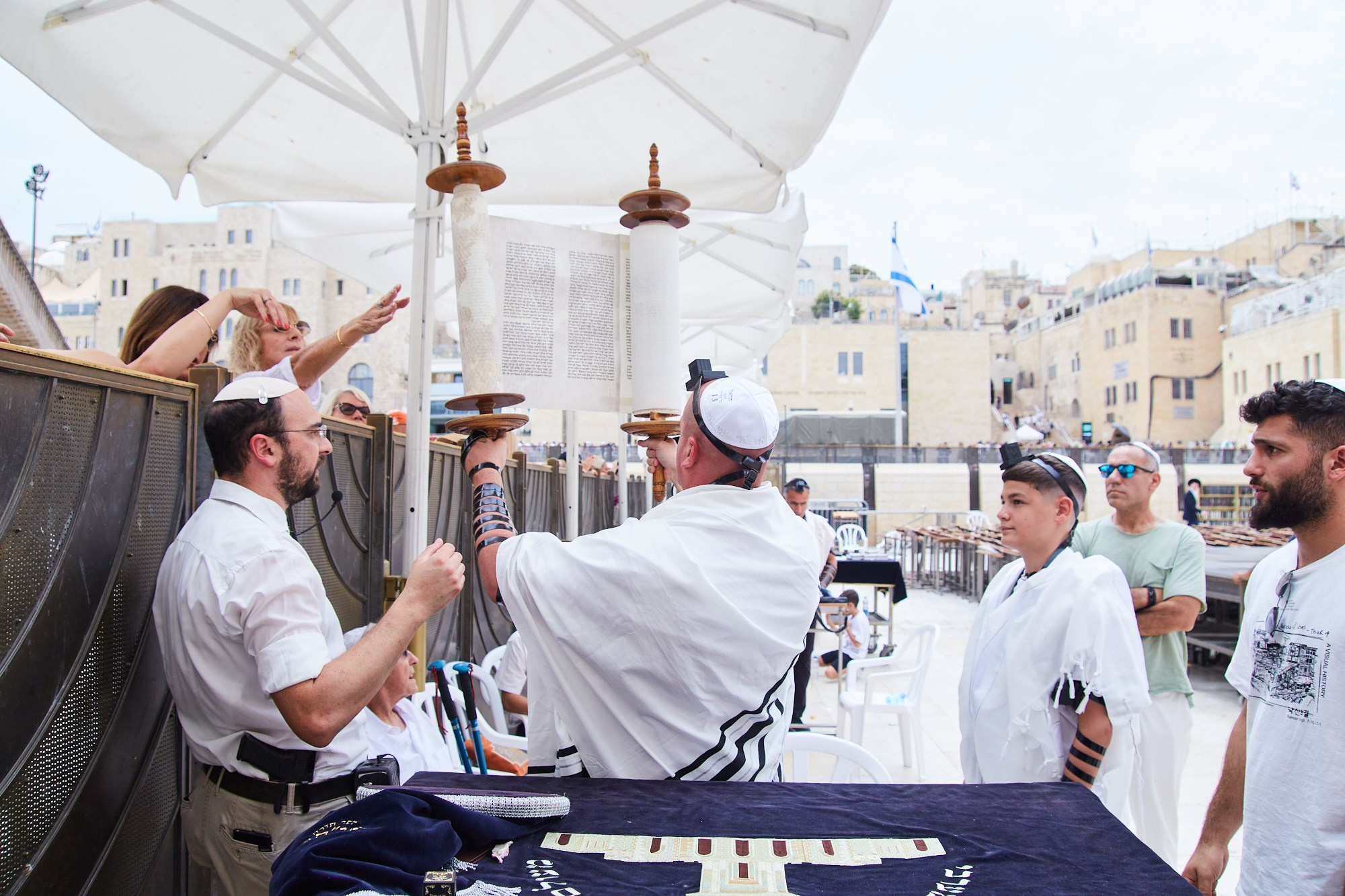 Бар-мицва на Котеле 2. Портретный и репортажный фотограф в Израиле Рома Бирман