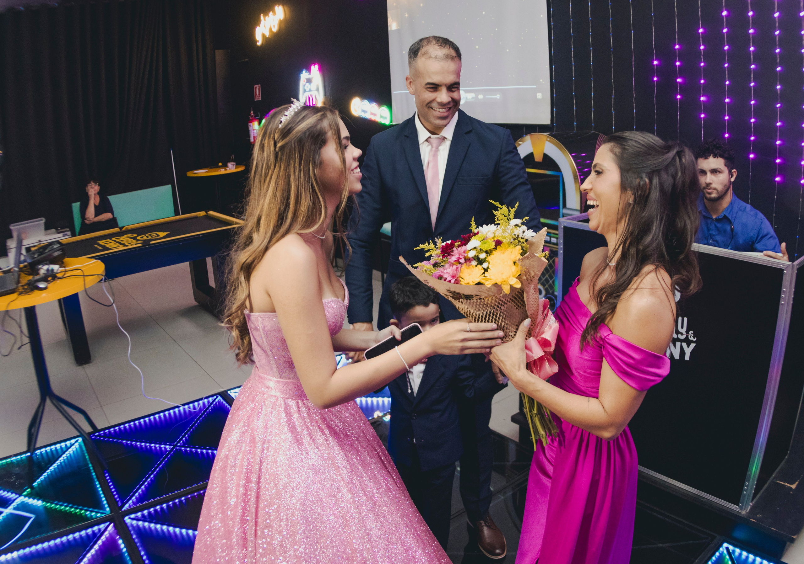 15 Anos de Isadora. Fotógrafos de casamento. empresas, família em Catanduva SP e região, Casal Gonçales