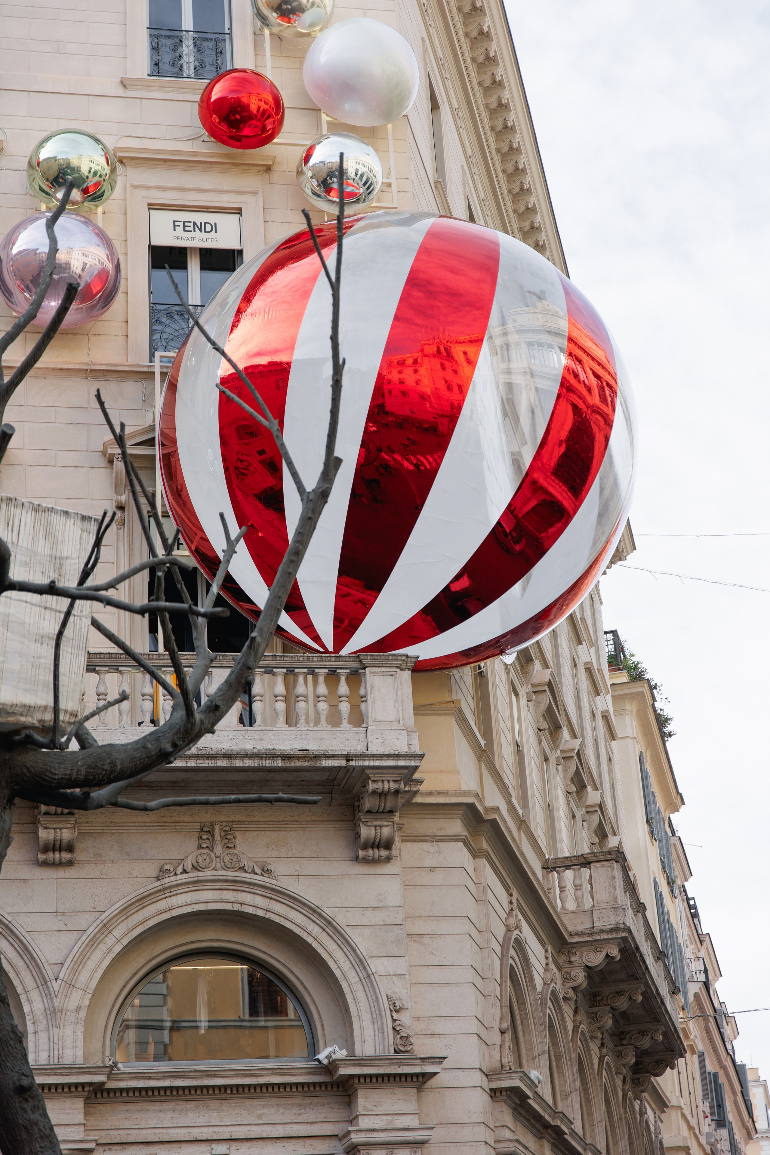 Christmas photoshooting in Rome. Wedding Photographer Rome Tuscany Como Sicily Puglia Amalfy Italy- Oksana Savenchuk