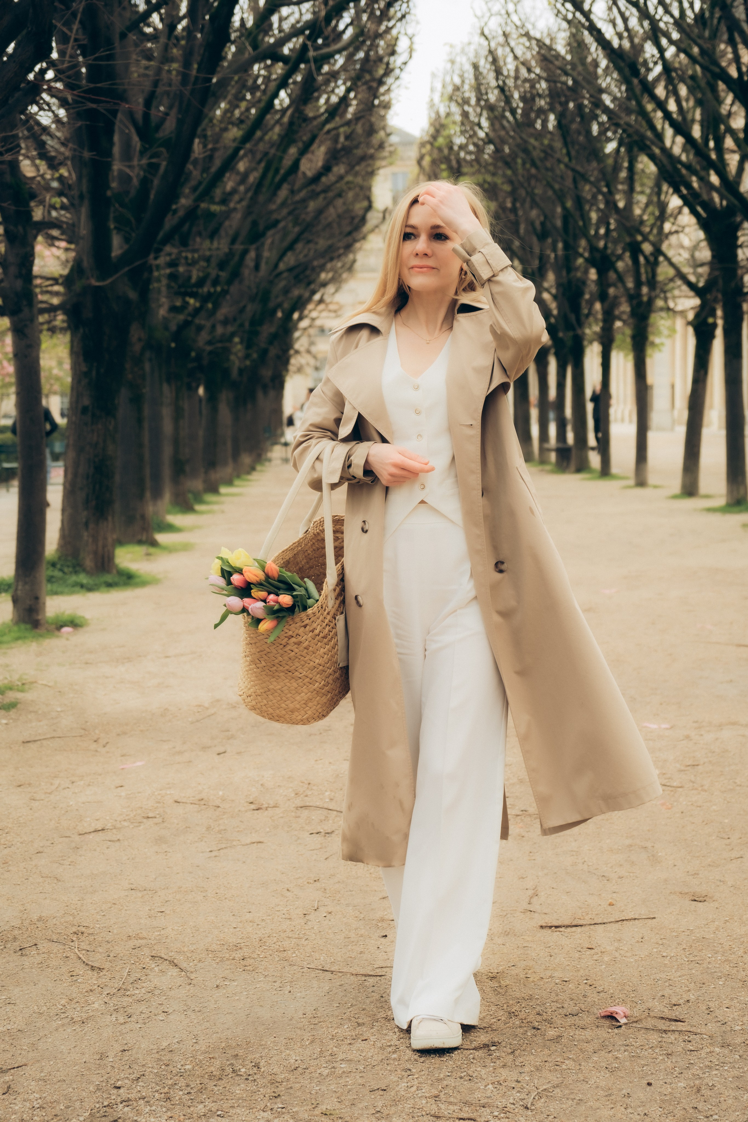 Elena’s photoshoot in Palais Royal. Photographer in Paris Marina Chaput