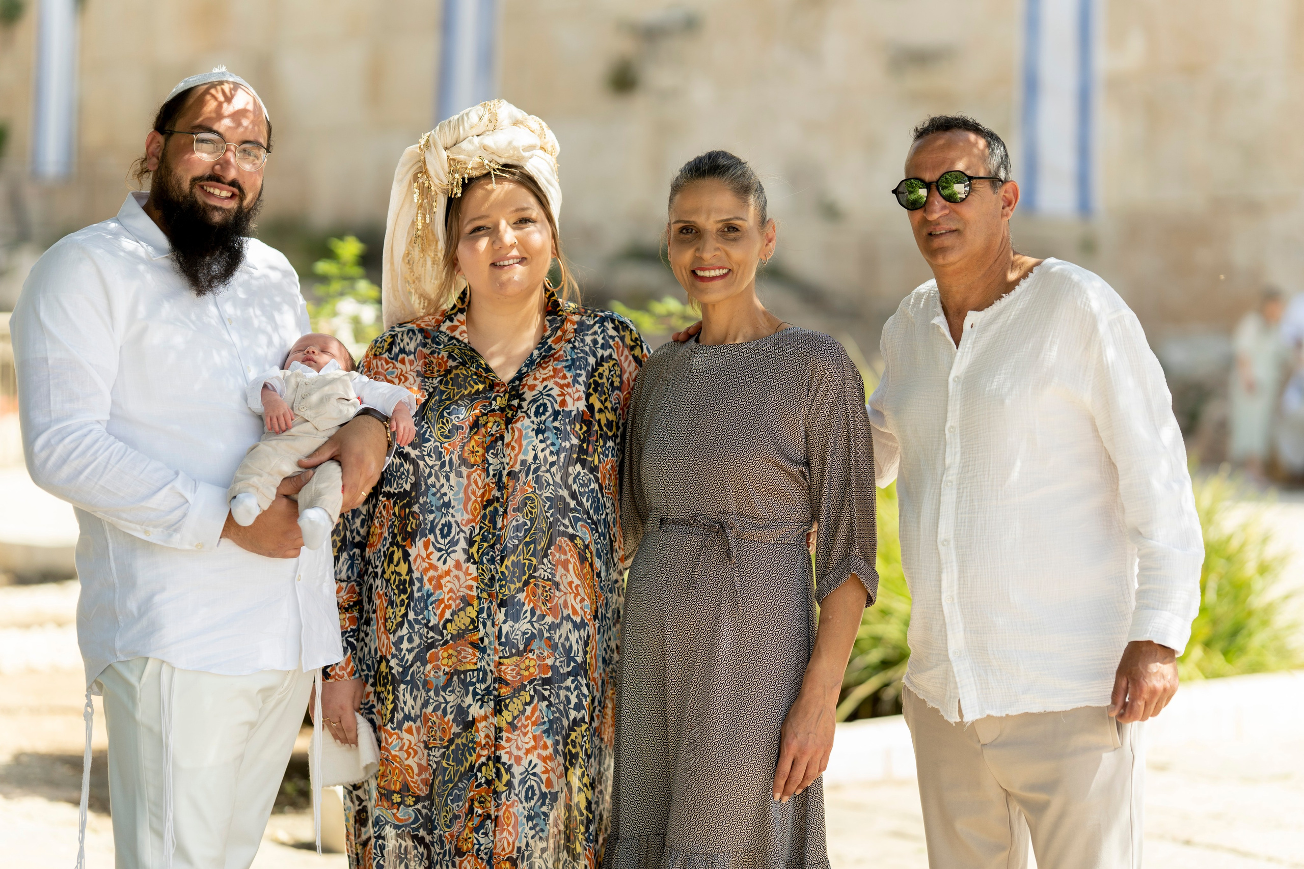 הברית של נחמן חזן. יוסף מזרחי צילום חתונה, ברית וזוגיות. צלם מקצועי שאוהב להוציא אתכם הכי יפים ברגעים הכי מרגשים