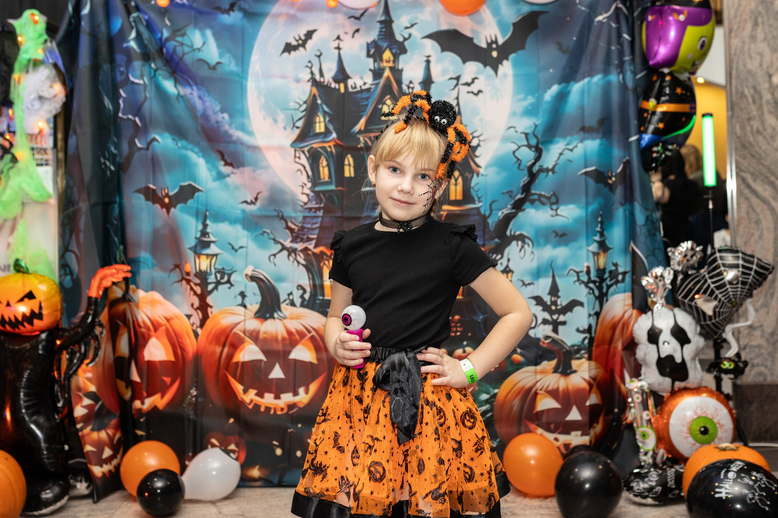 Leo dance studio Helloween 2025. Семейный и детский фотограф в Варшаве Мила Бобровская