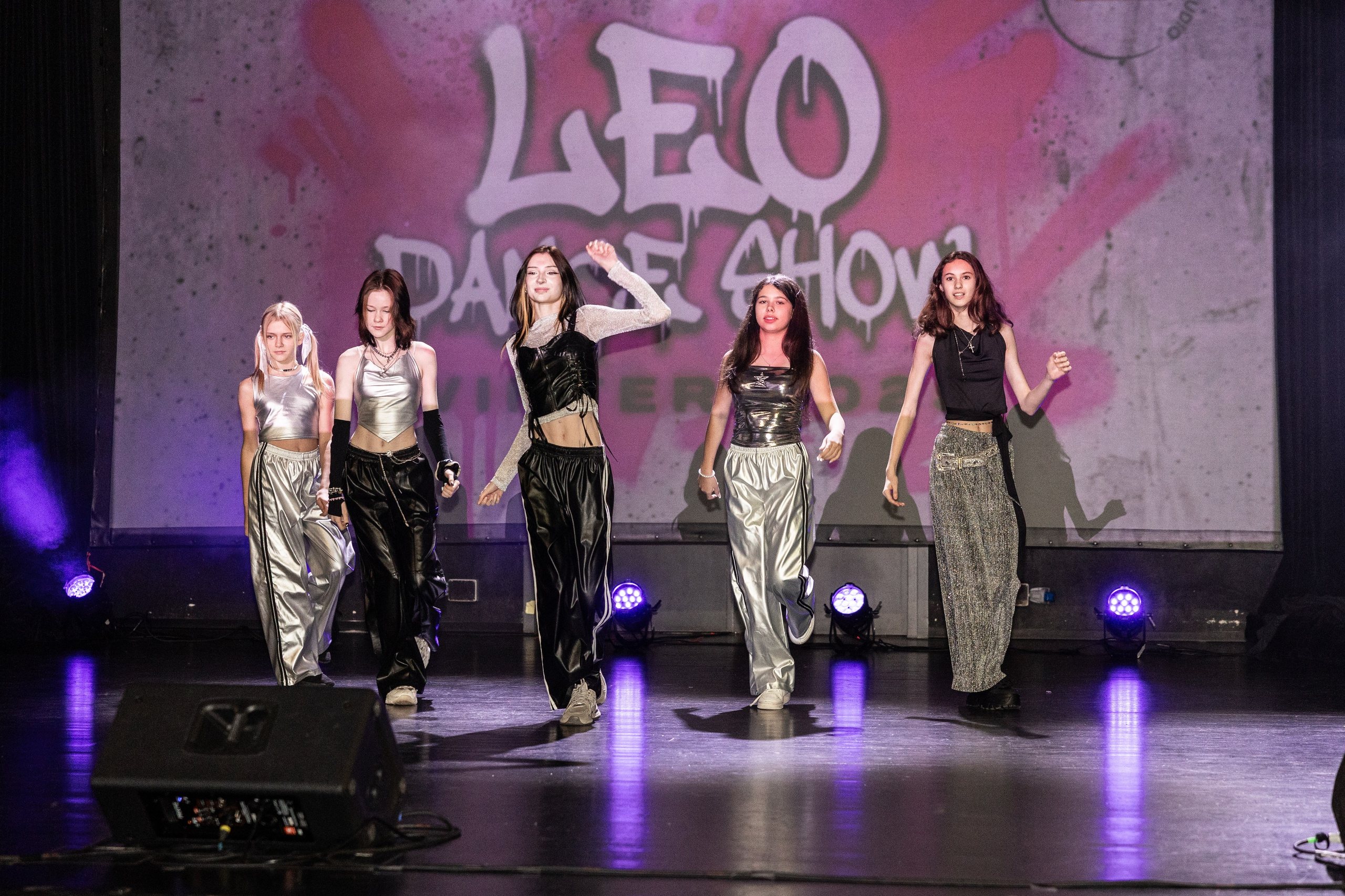 LEO DANCE SHOW WINTER 2025. Семейный и детский фотограф в Варшаве Мила Бобровская