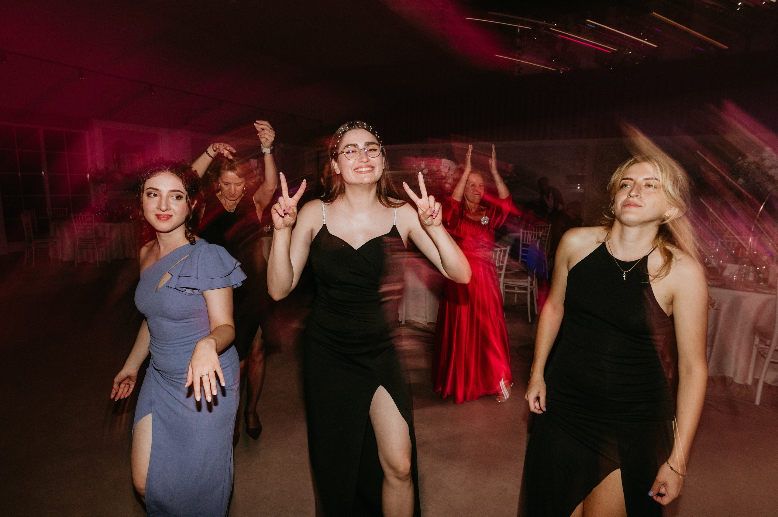 Robert si Ilinca. Valentin Melen - fotograf de nunta 🤍