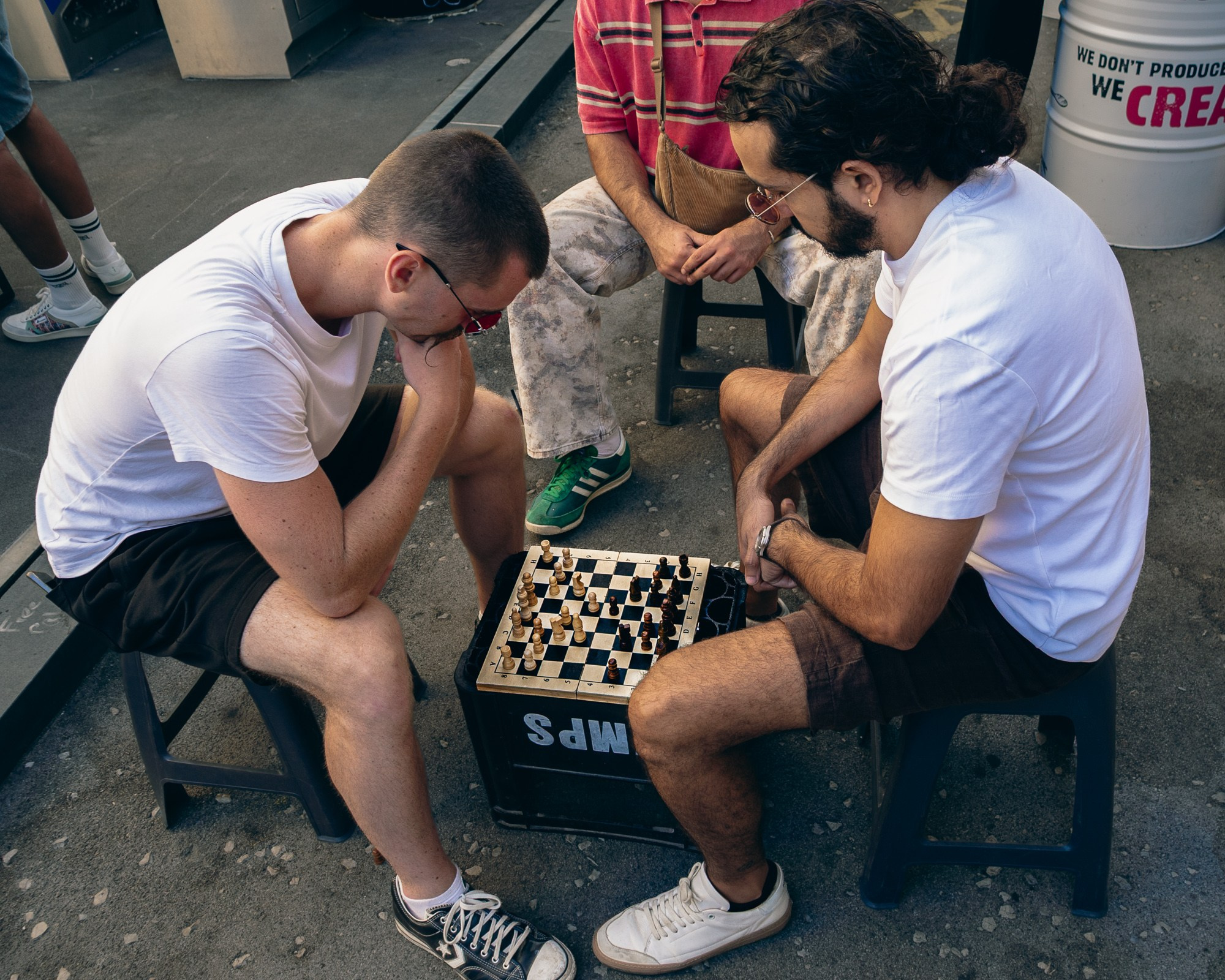 Social nights · Chess Pieces. Event and portrait photographer in Lisbon · Carolina Miranda · mira by caro