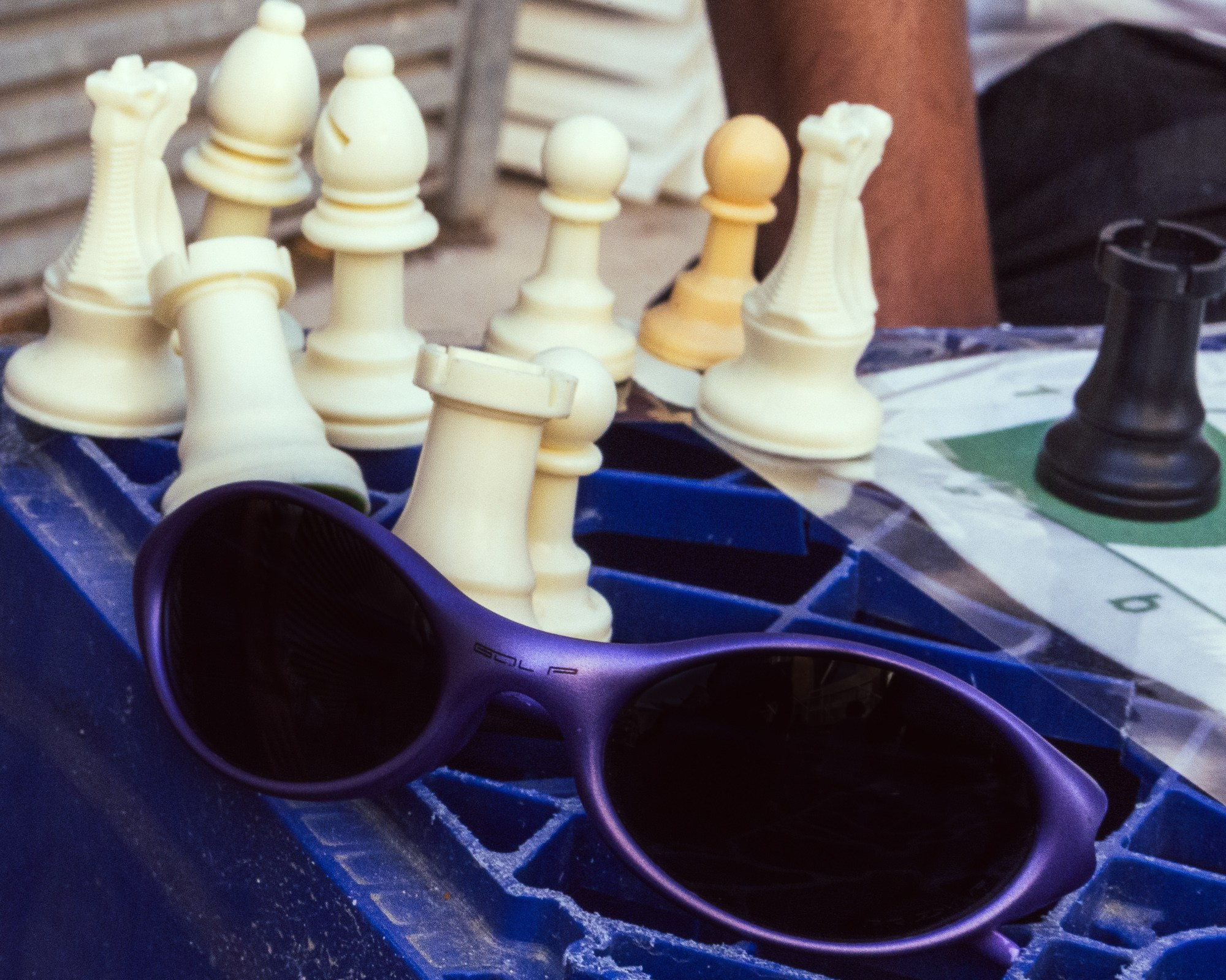 Social nights · Chess Pieces. Event and portrait photographer in Lisbon · Carolina Miranda · mira by caro
