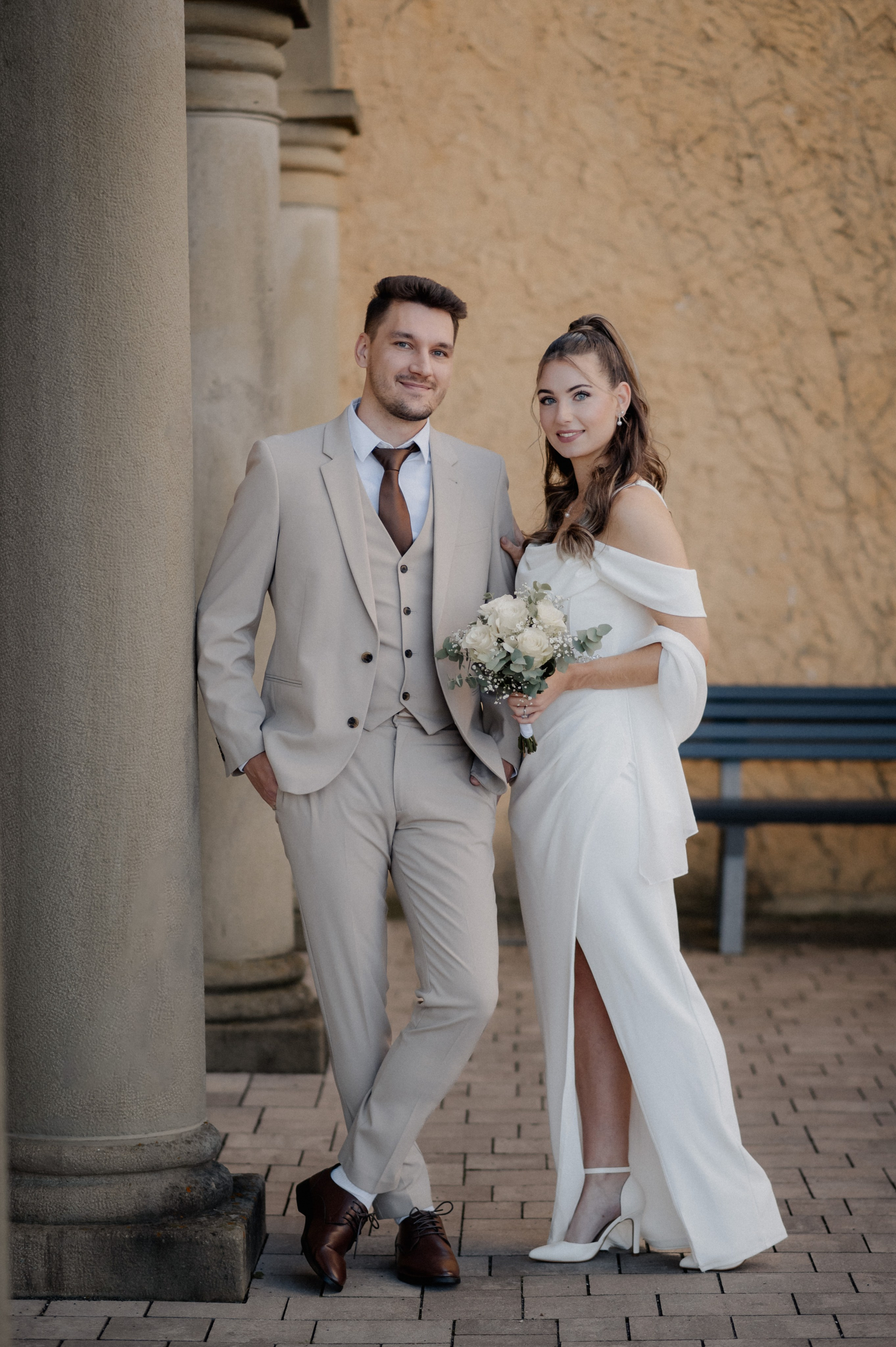 CIVIL WEDDING IN STADTSCHLOSS IN HERRIEDEN. Фотограф в Нюрнберге Ирина Менерт из Ансбаха