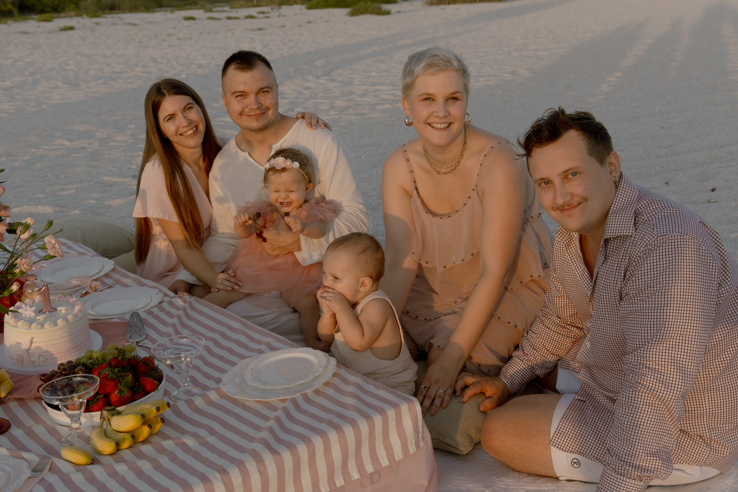 Karolina 1 year party. Photographer Vladmir Gladkov