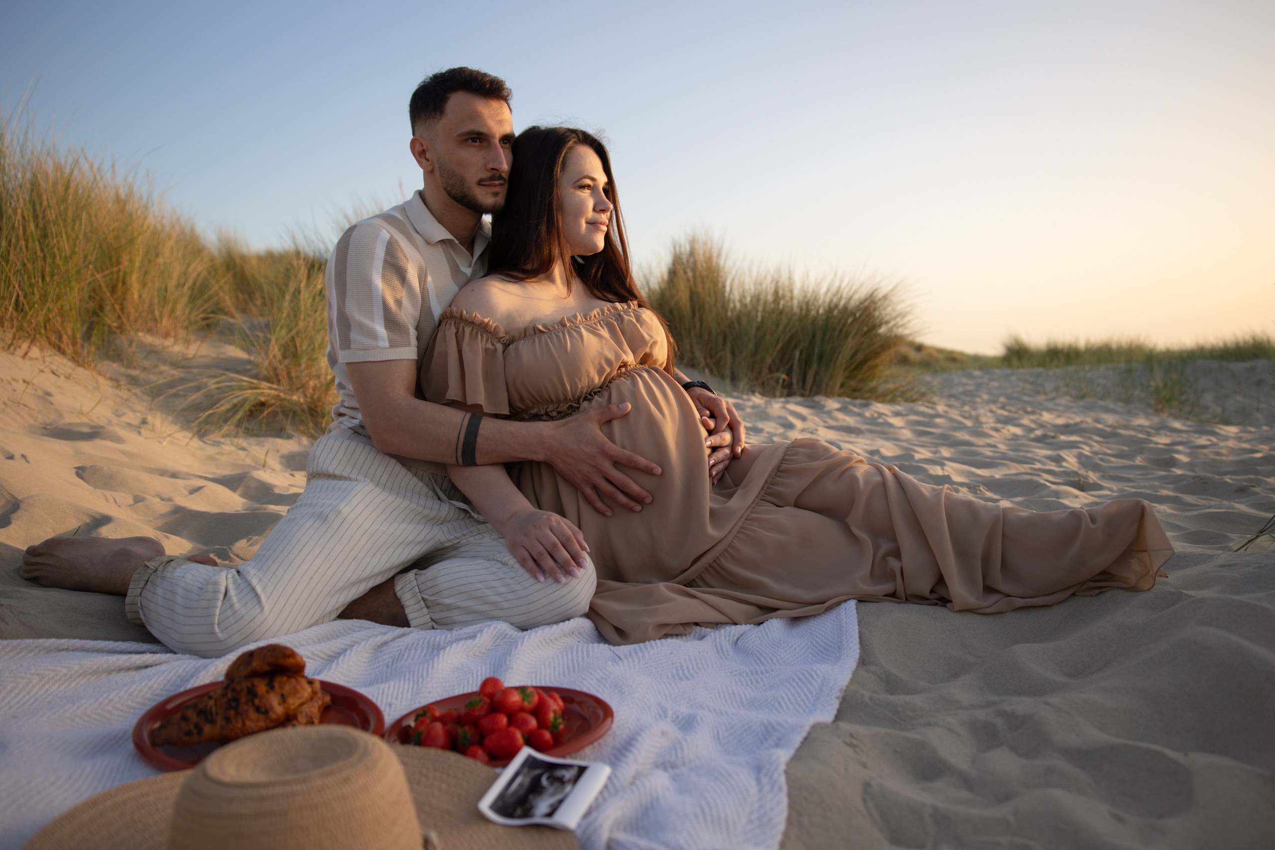 Coco & Anca. Portrait and Family Photographer in Netherlands