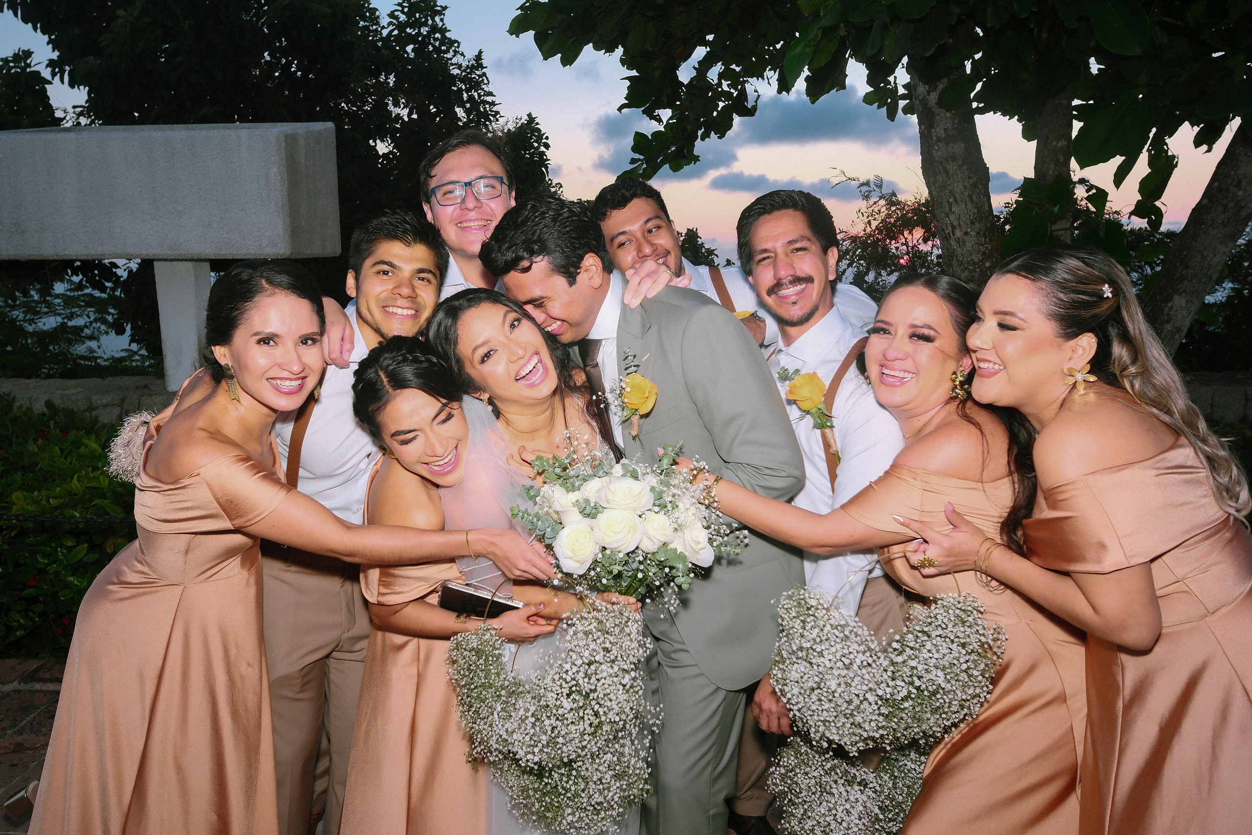 Ney & Cris / Acapulco. Wedding and family photographer in Mexico City