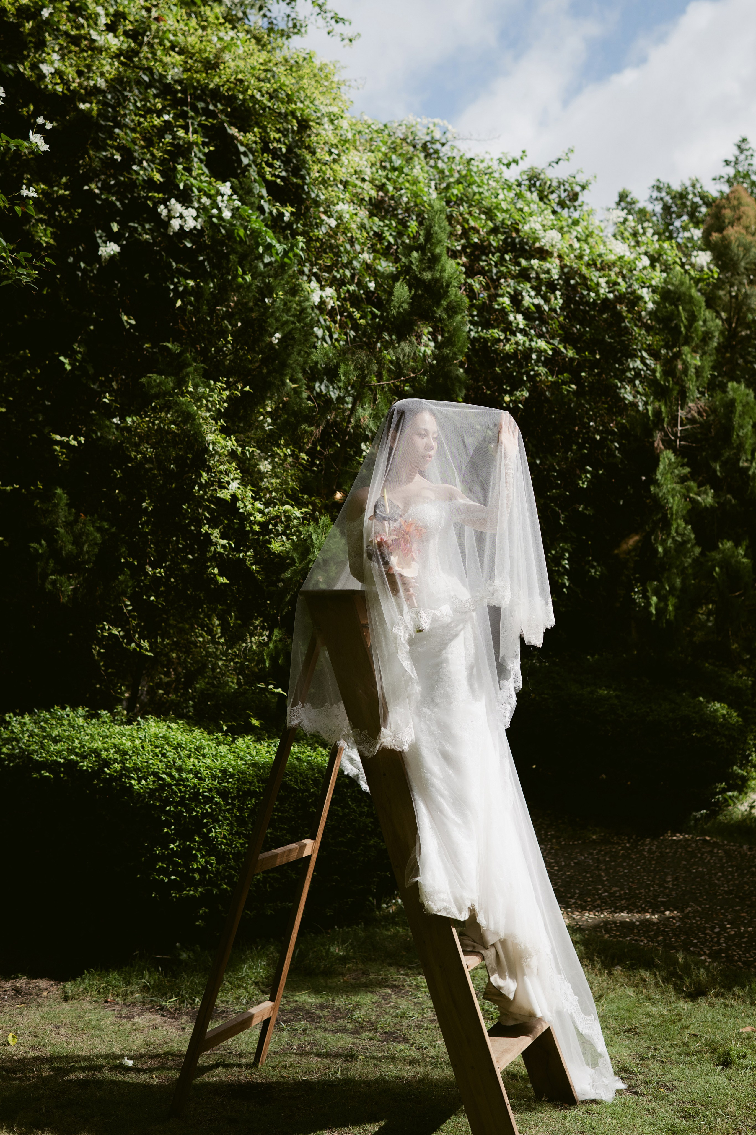 Man + Thu. BenColor Studio