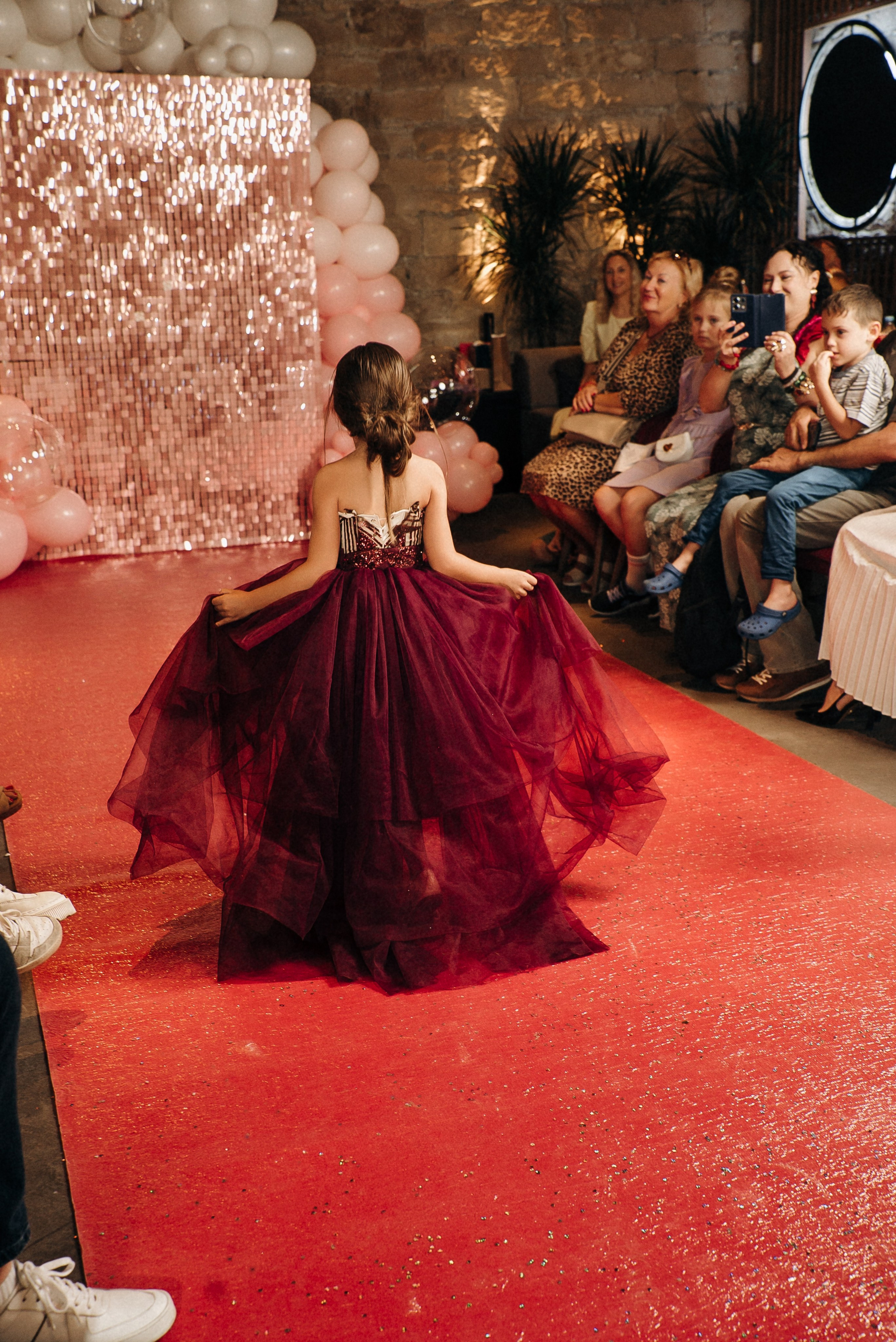 Fashion show. Портретный и семейный фотограф в Лимассоле Кипр Анна Руссу