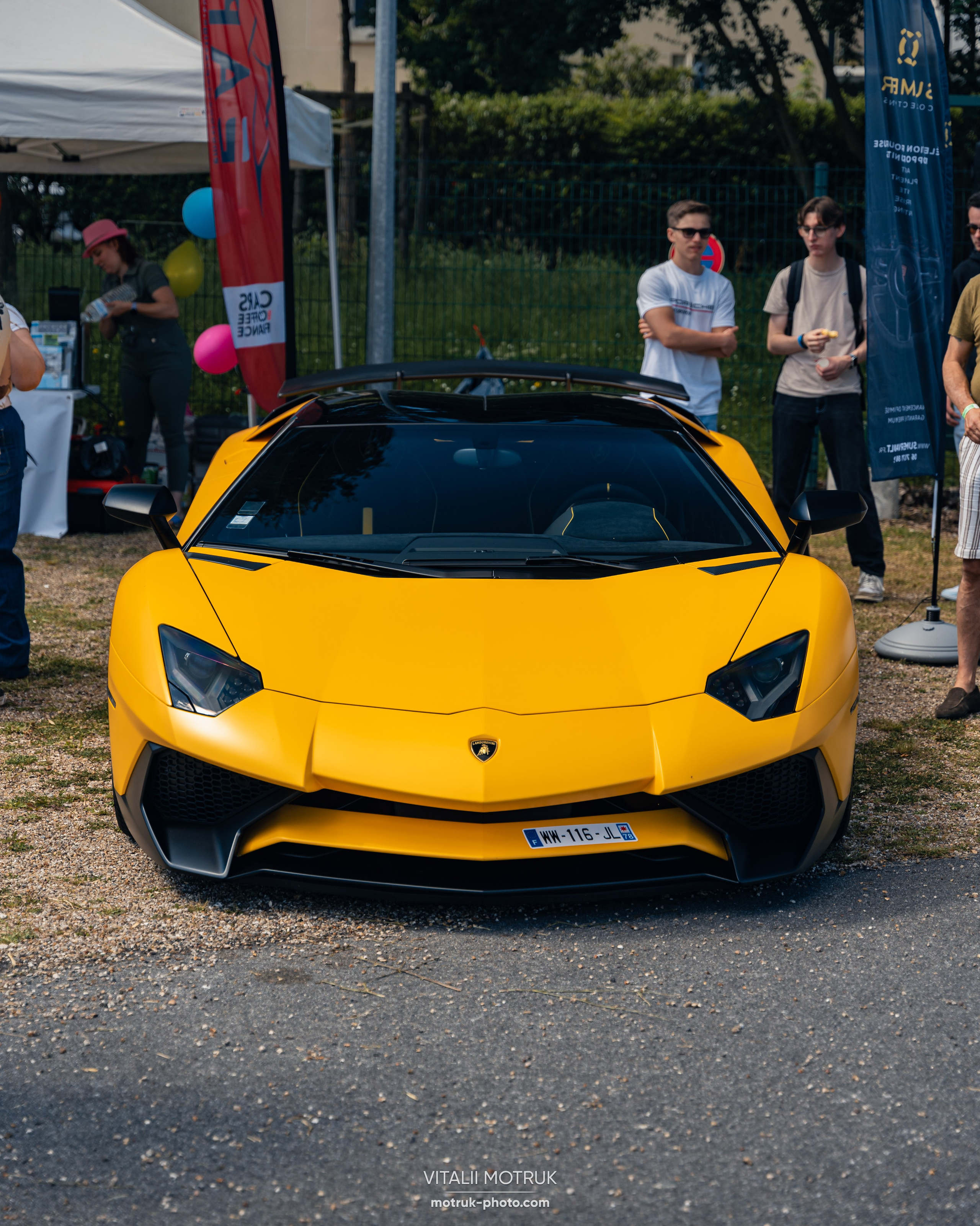 Cars and Coffee 23 juin 2024. Photographe de voitures à Paris — Vitalii Motruk