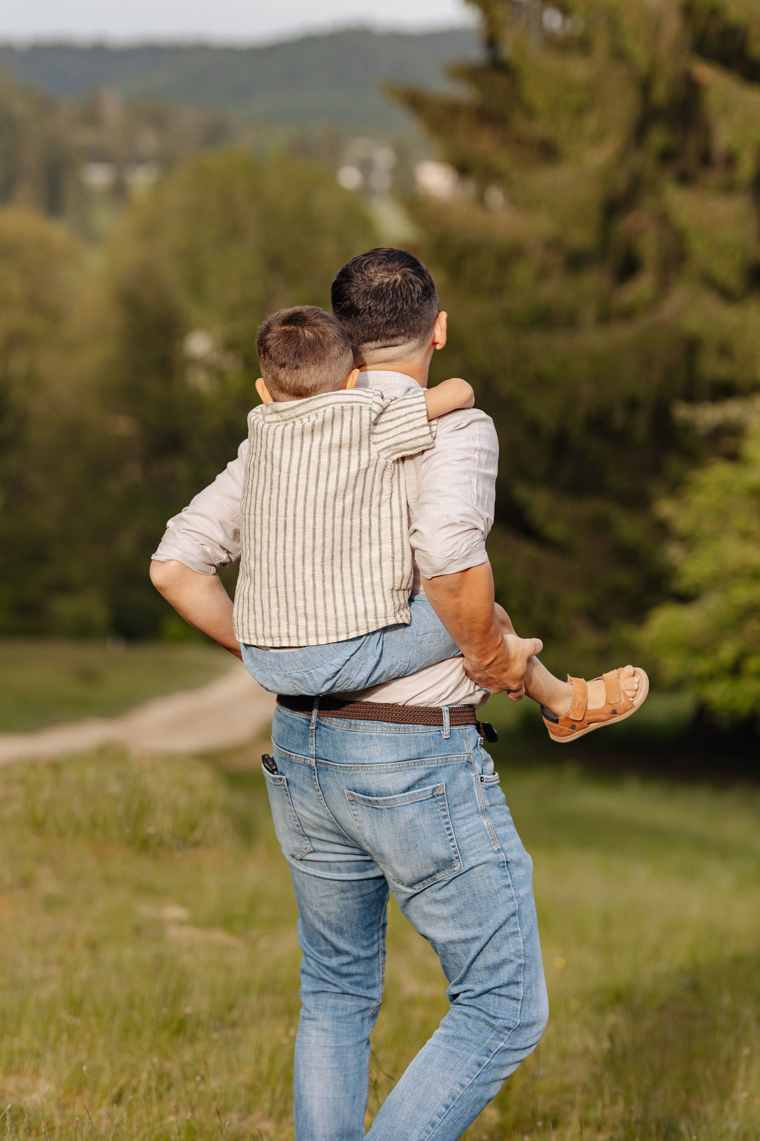 Familia Hudea. Cristina Andronache fotograf Brașov fotograf de familie fotograf de nunta Brașov