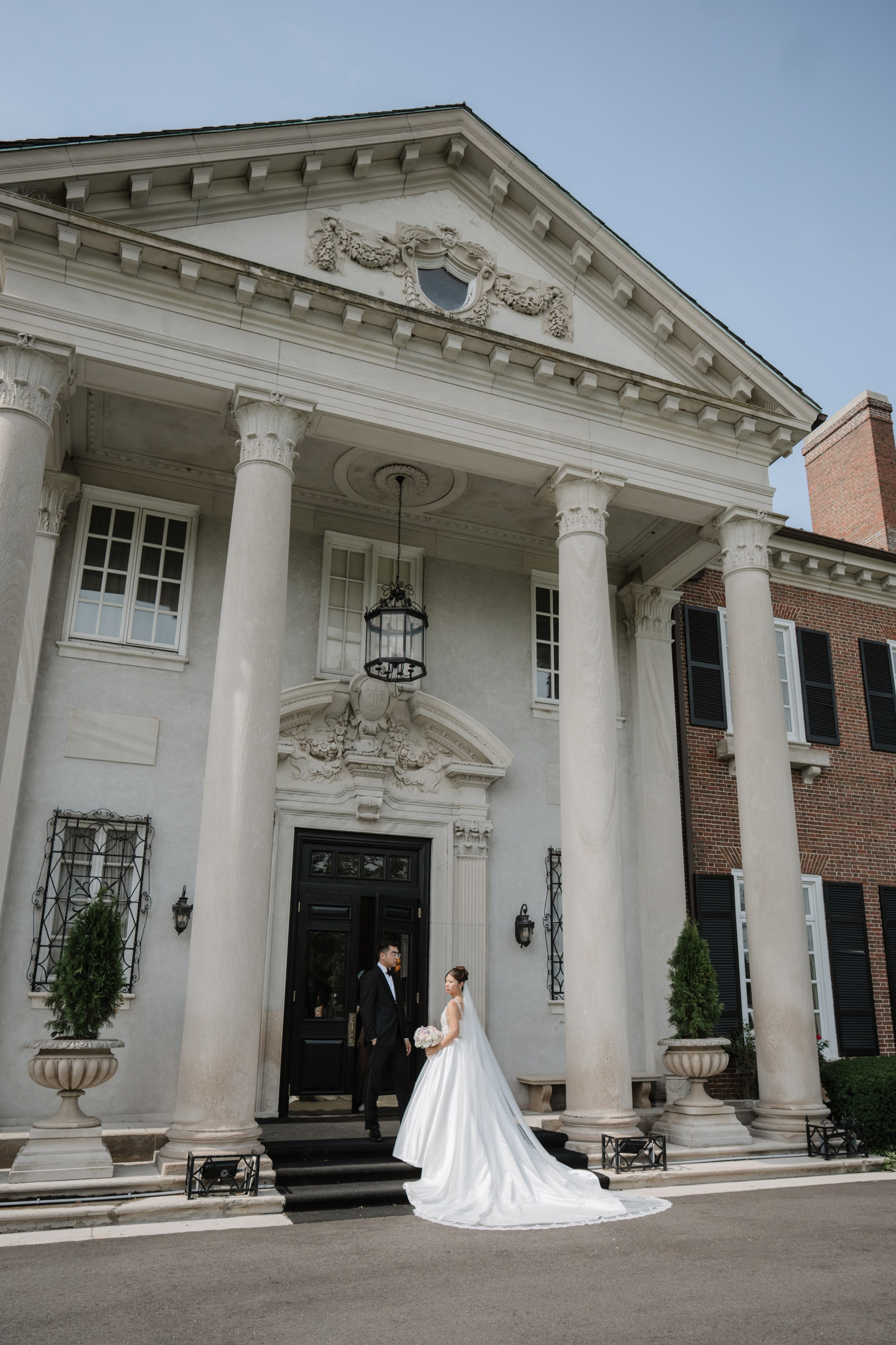 A stunning wedding with Asian style. Portrait and wedding photographer in New York