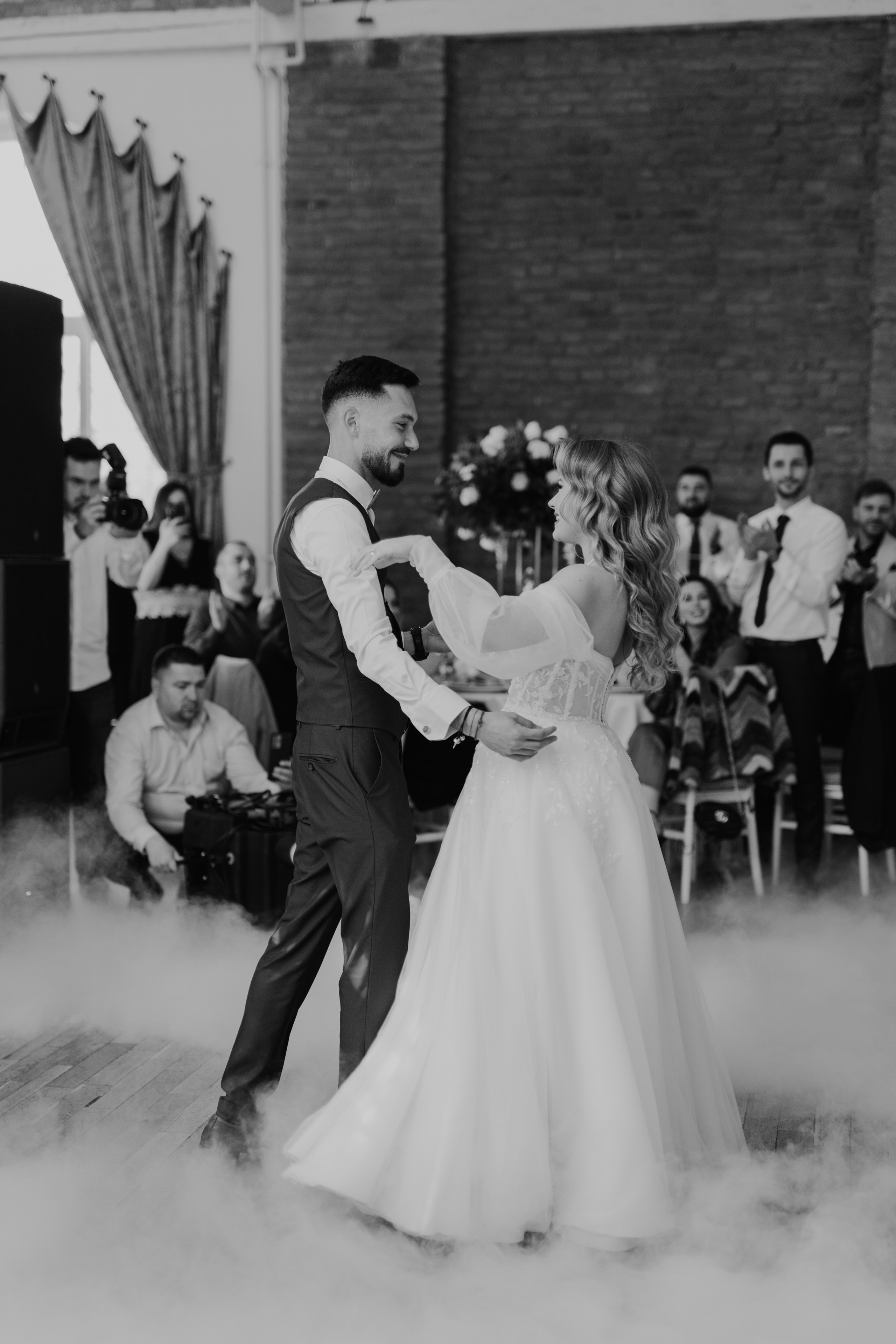 Nicoleta & Lucian. Main